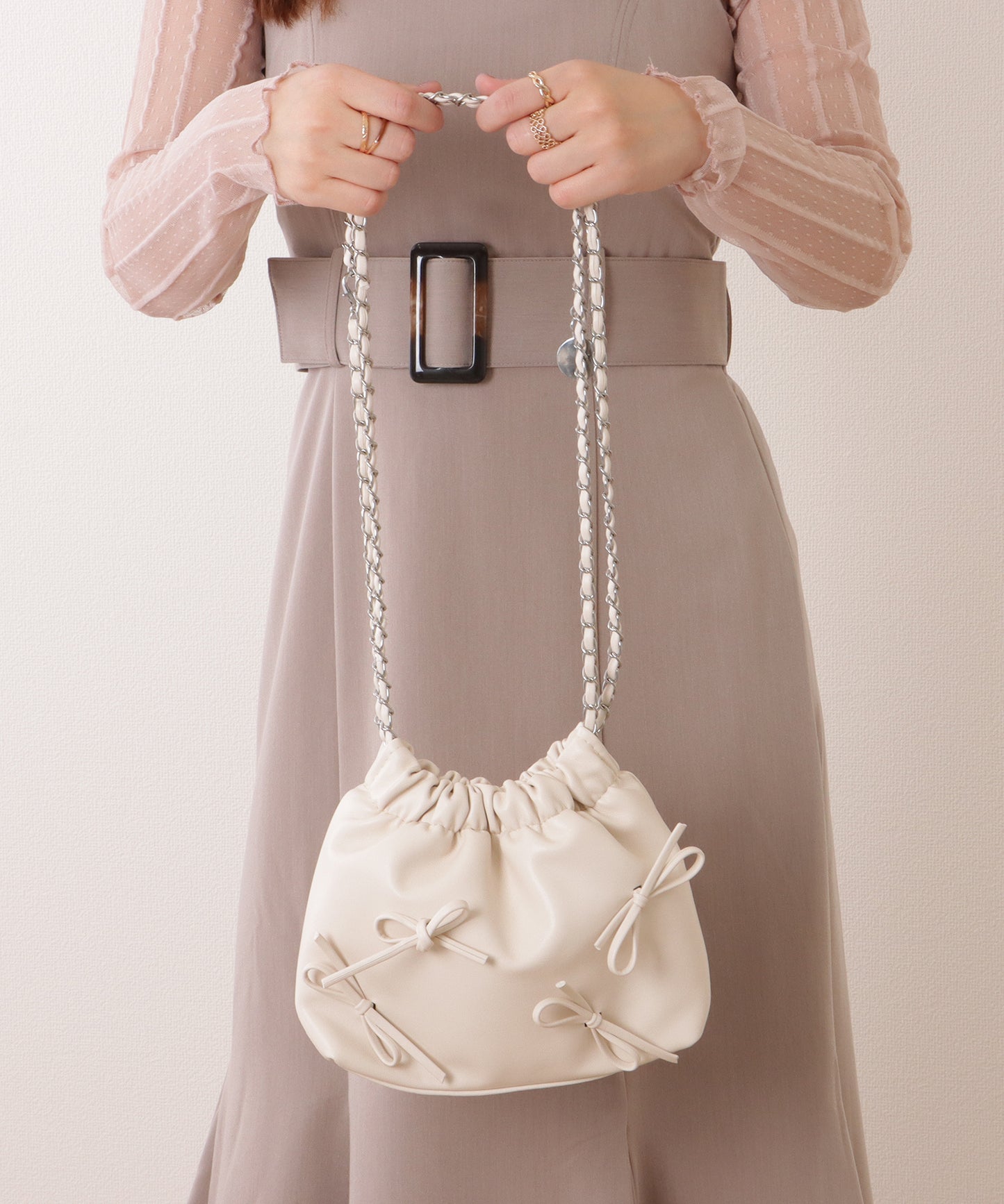 チェーンストラップ リボン ギャザー ショルダーバッグ