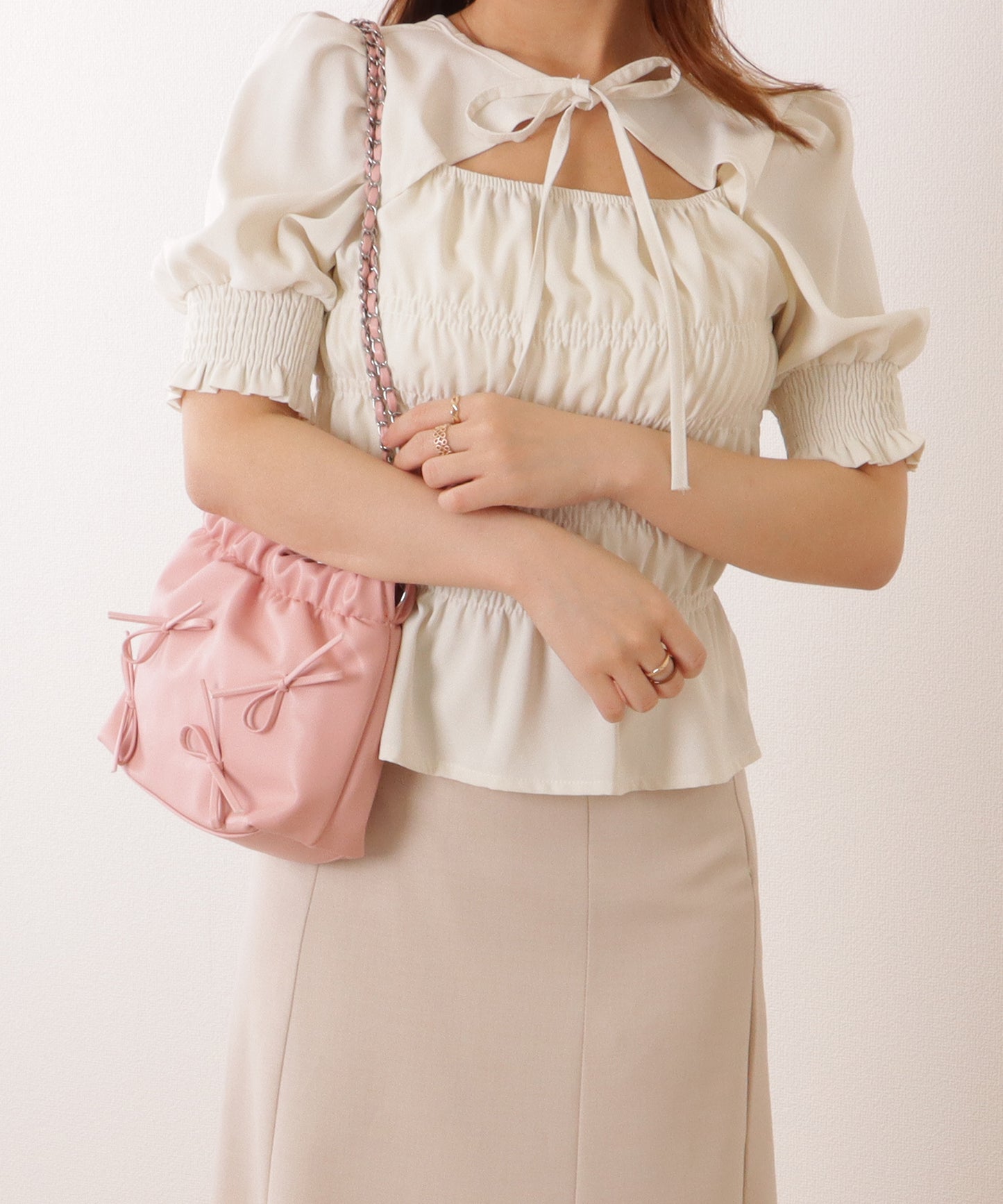 チェーンストラップ リボン ギャザー ショルダーバッグ