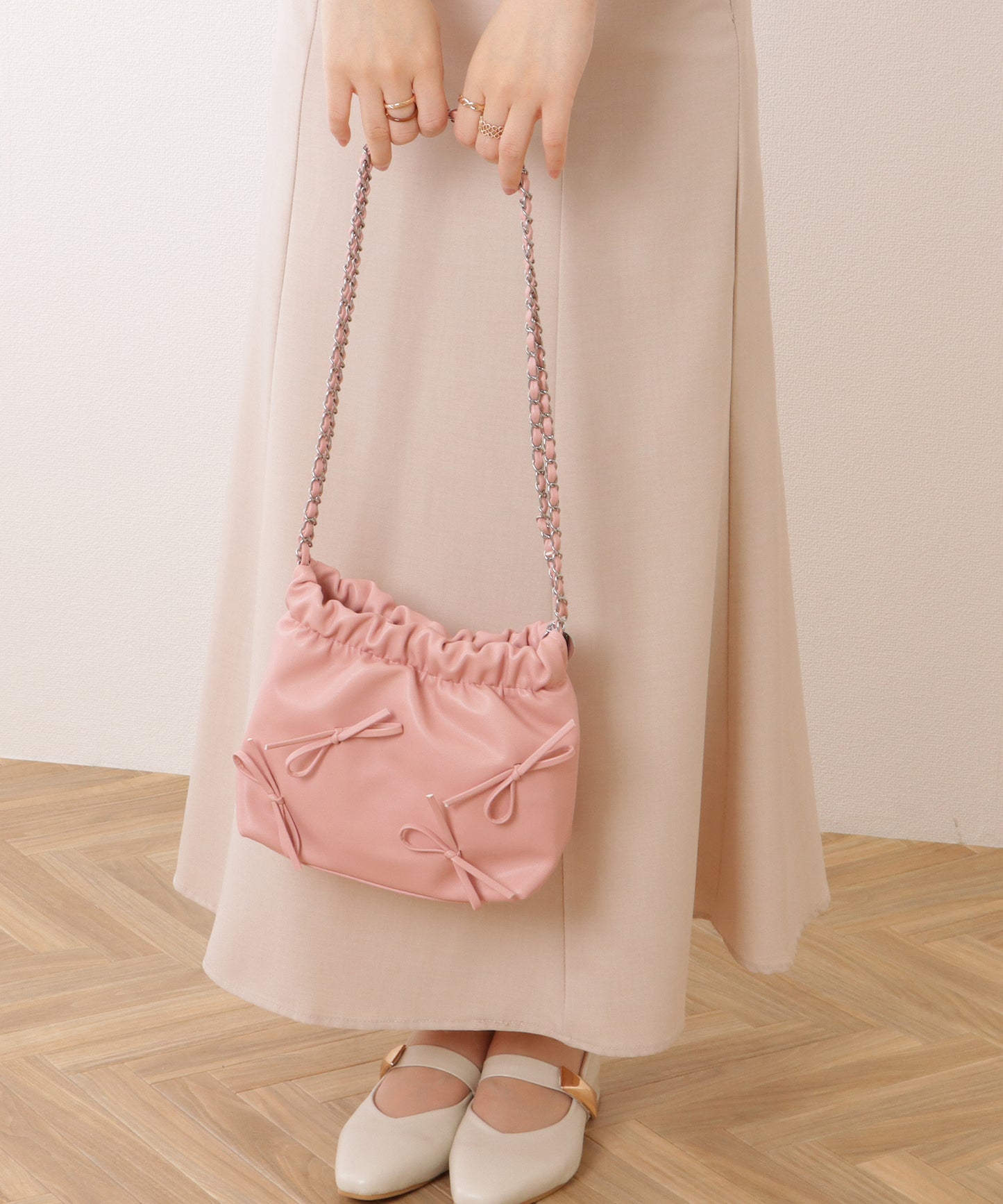 チェーンストラップ リボン ギャザー ショルダーバッグ