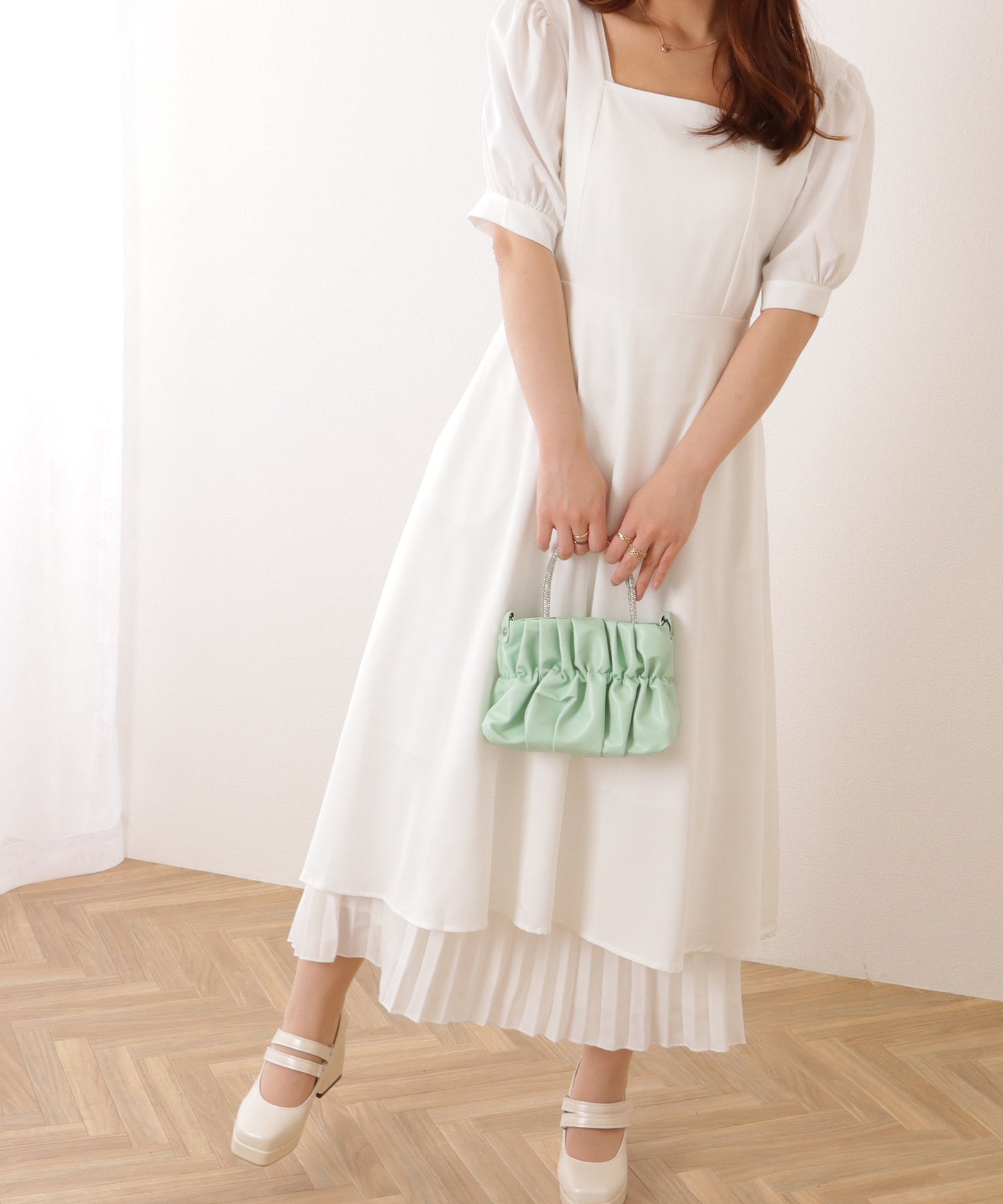 コンパクト ギャザー スクエア 2WAY ショルダー バッグ