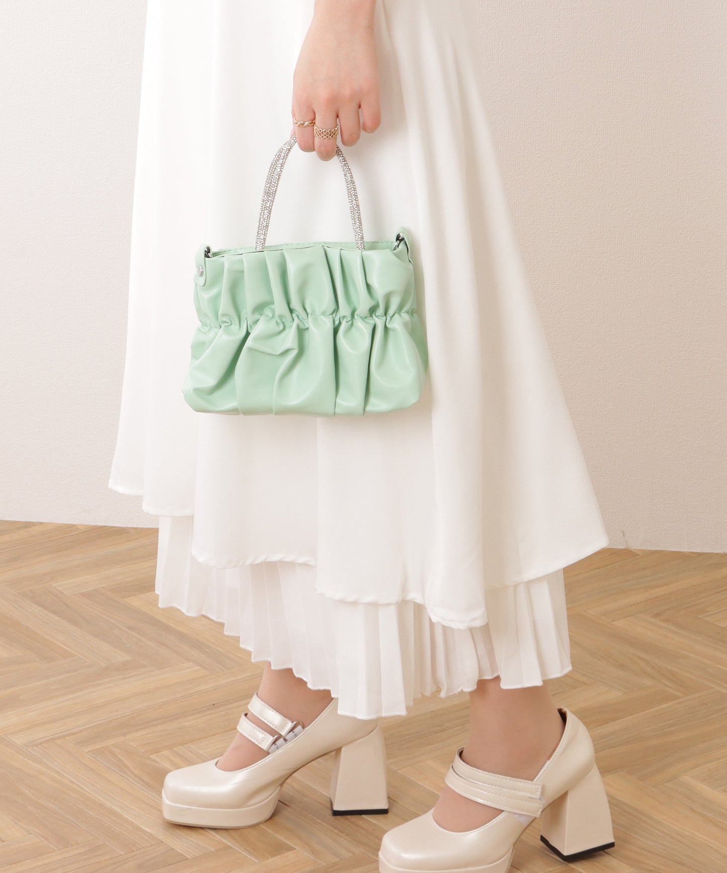 コンパクト ギャザー スクエア 2WAY ショルダー バッグ