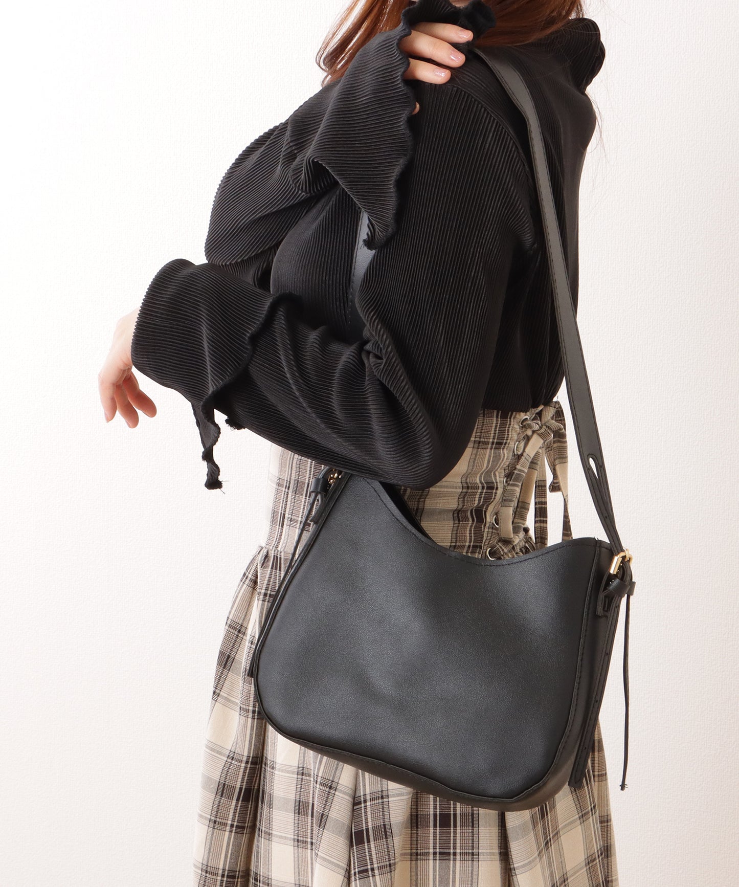 デザイン ストラップ ラウンド ショルダーバッグ