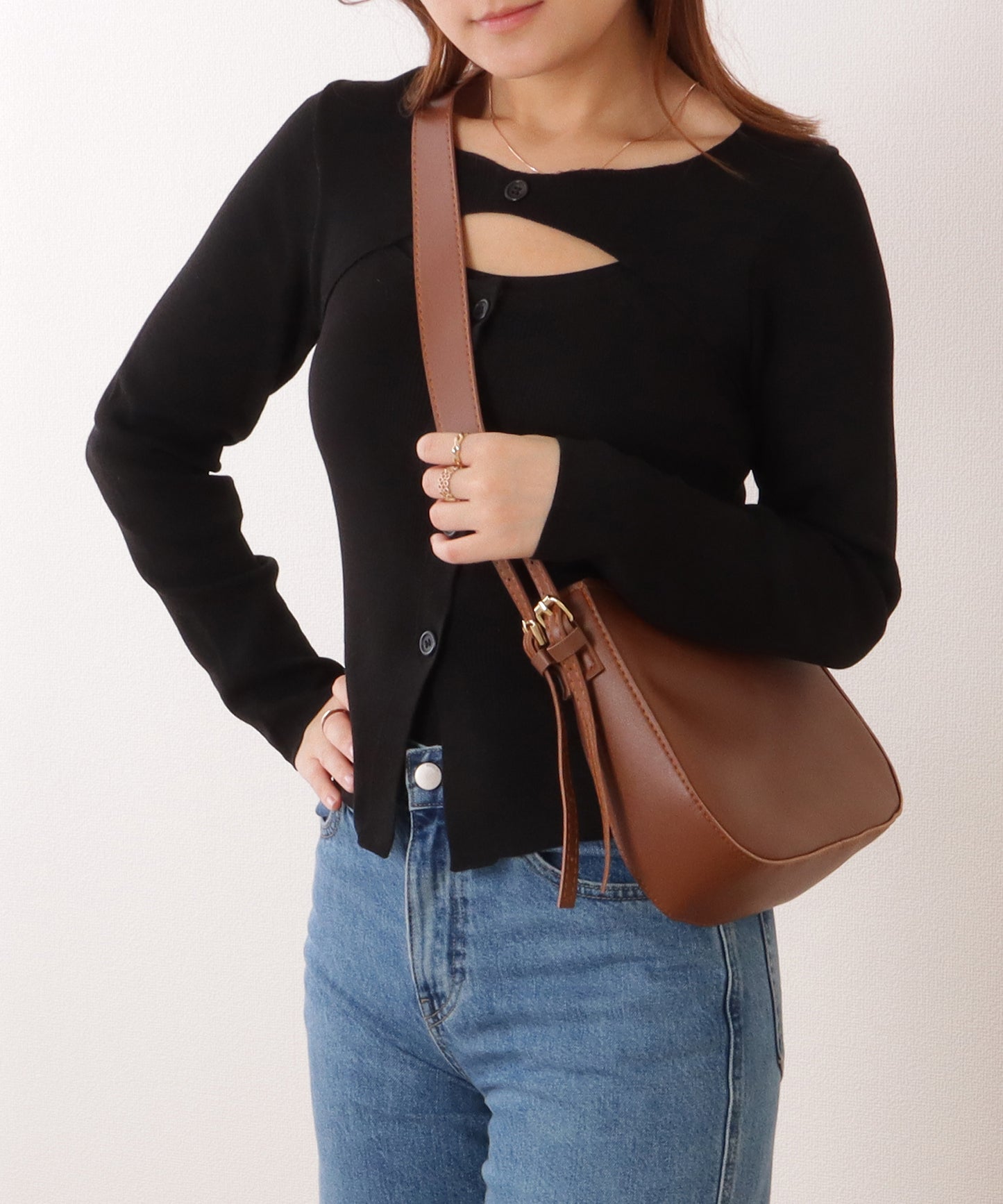 デザイン ストラップ ラウンド ショルダーバッグ