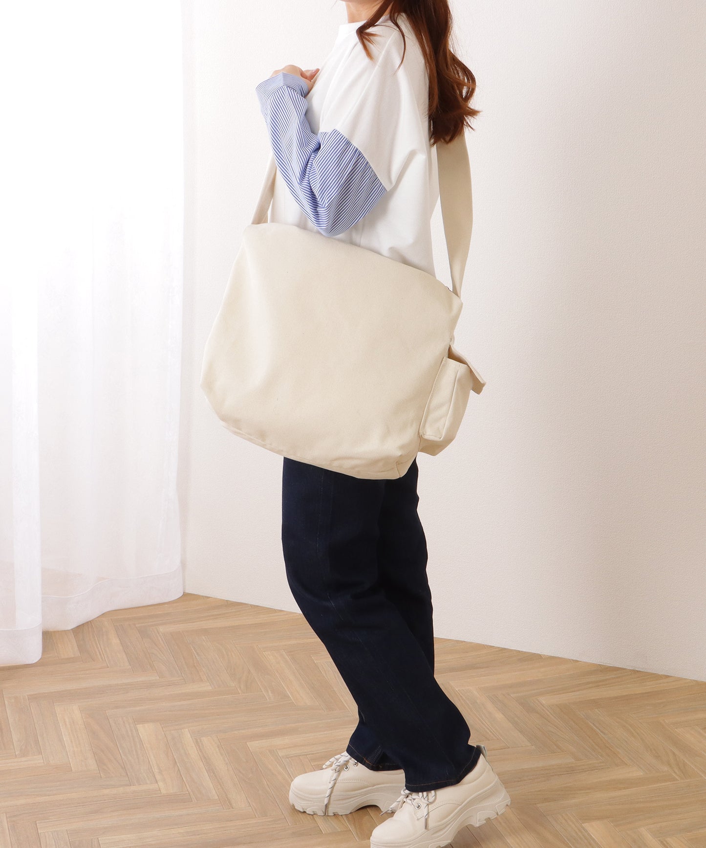 ポケット付き 大容量 ファスナー ビッグ ショルダーバッグ