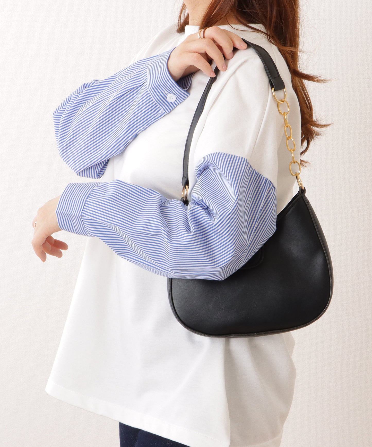 チェーンドッキング ハーフムーン ショルダーバッグ