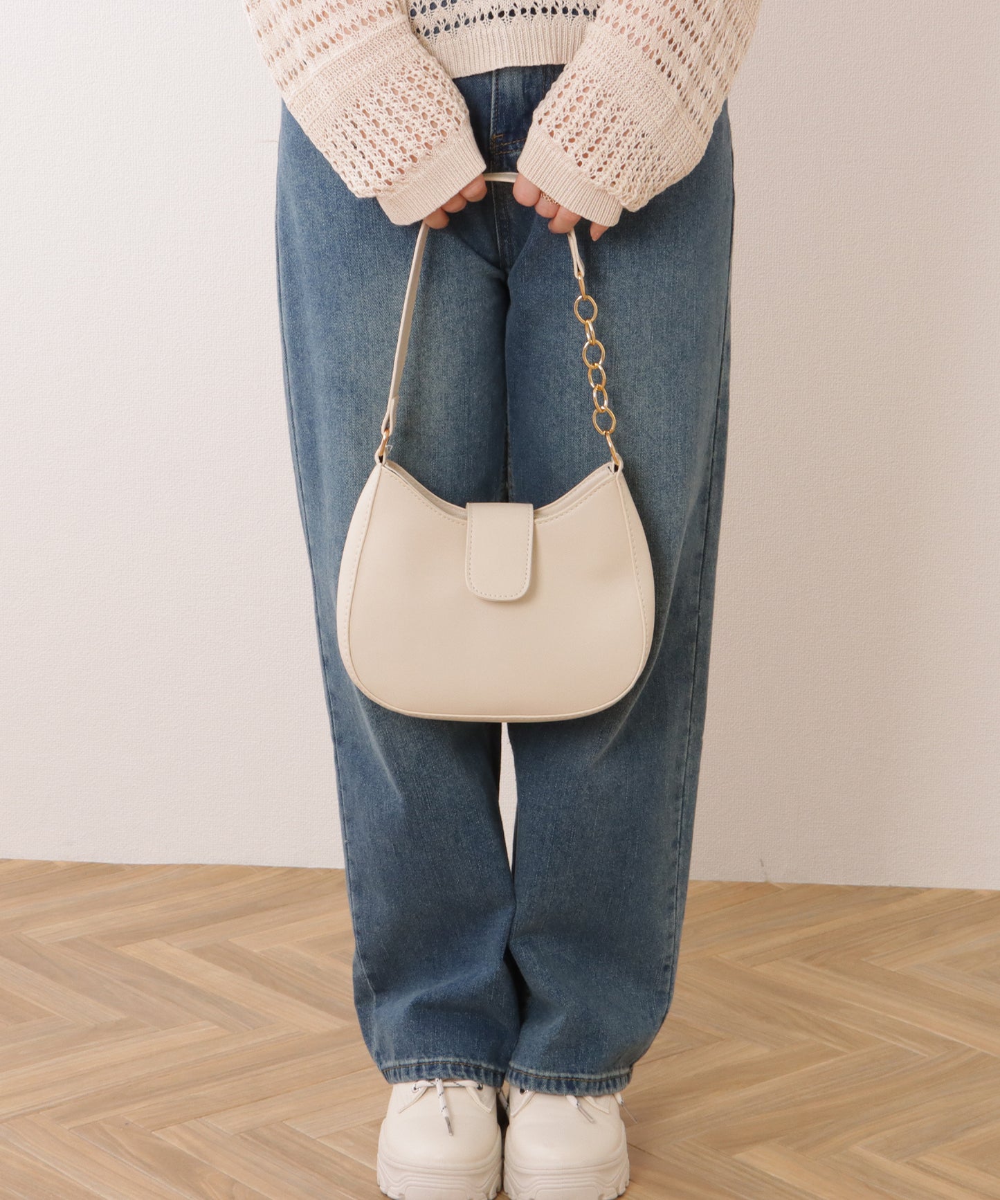 チェーンドッキング ハーフムーン ショルダーバッグ