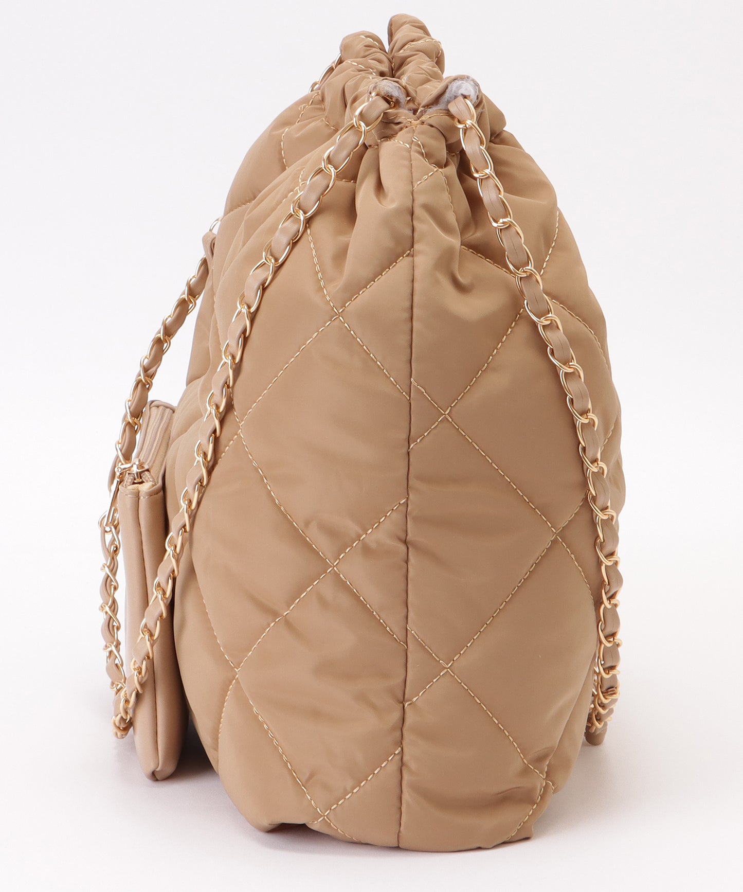 マルチポーチ付きキルティングチェーンショルダーバッグ