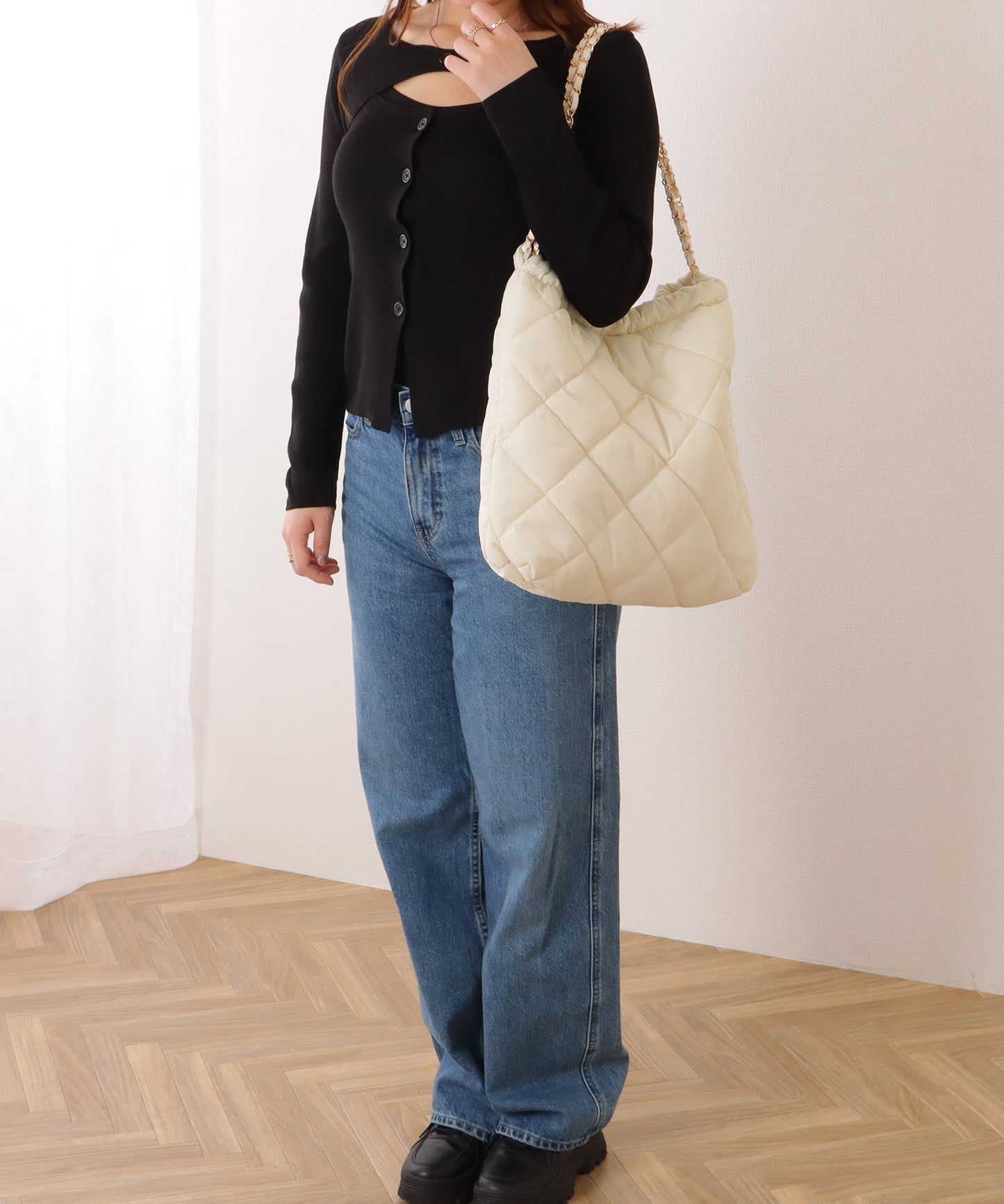 マルチポーチ付きキルティングチェーンショルダーバッグ