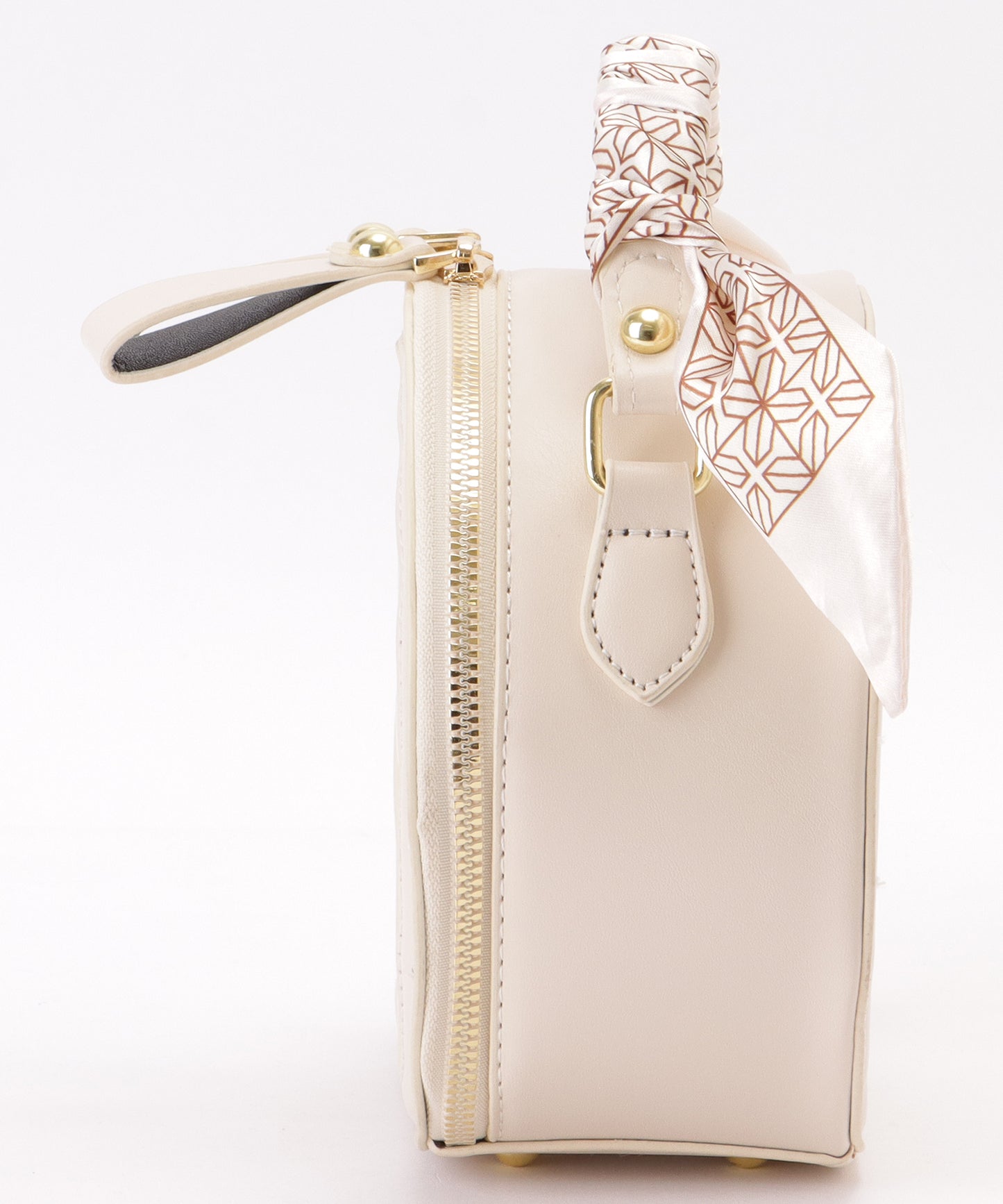 スカーフハンドル キルティング ラウンド チェーンショルダー バッグ