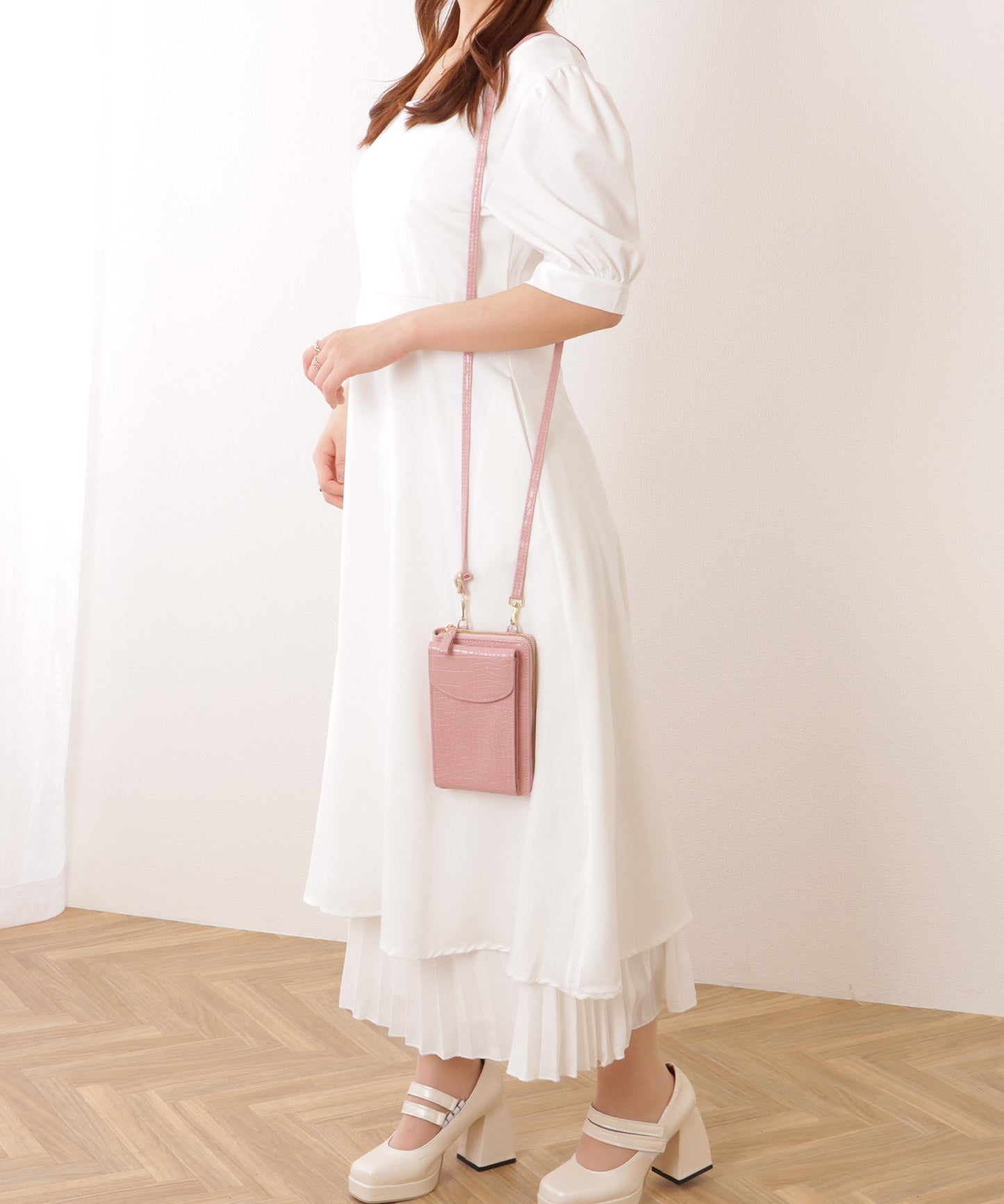 クロコダイル 型押し コンパクトショルダー ケース