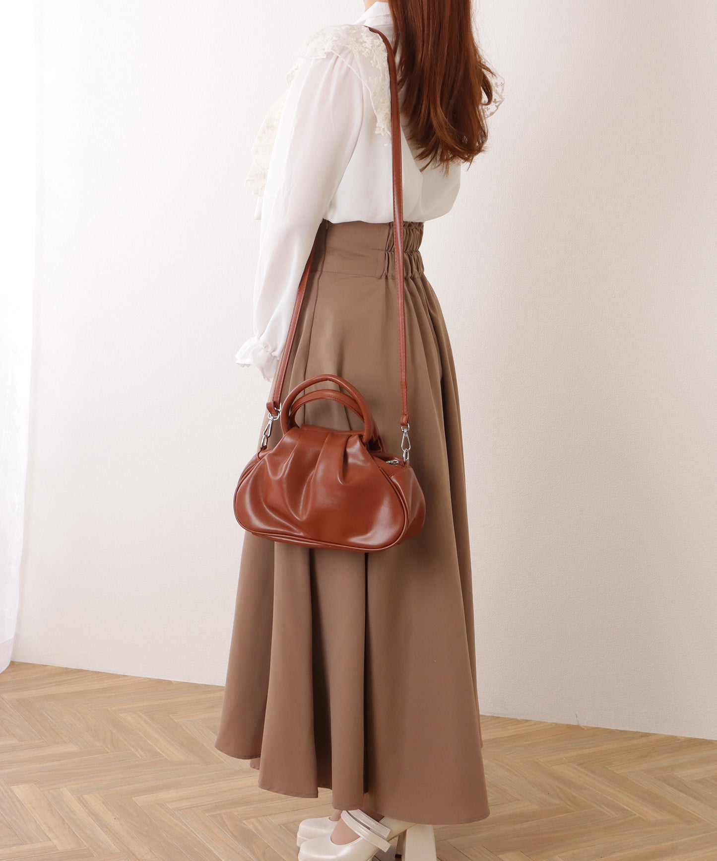 リング ハンドル タック ショルダー バッグ