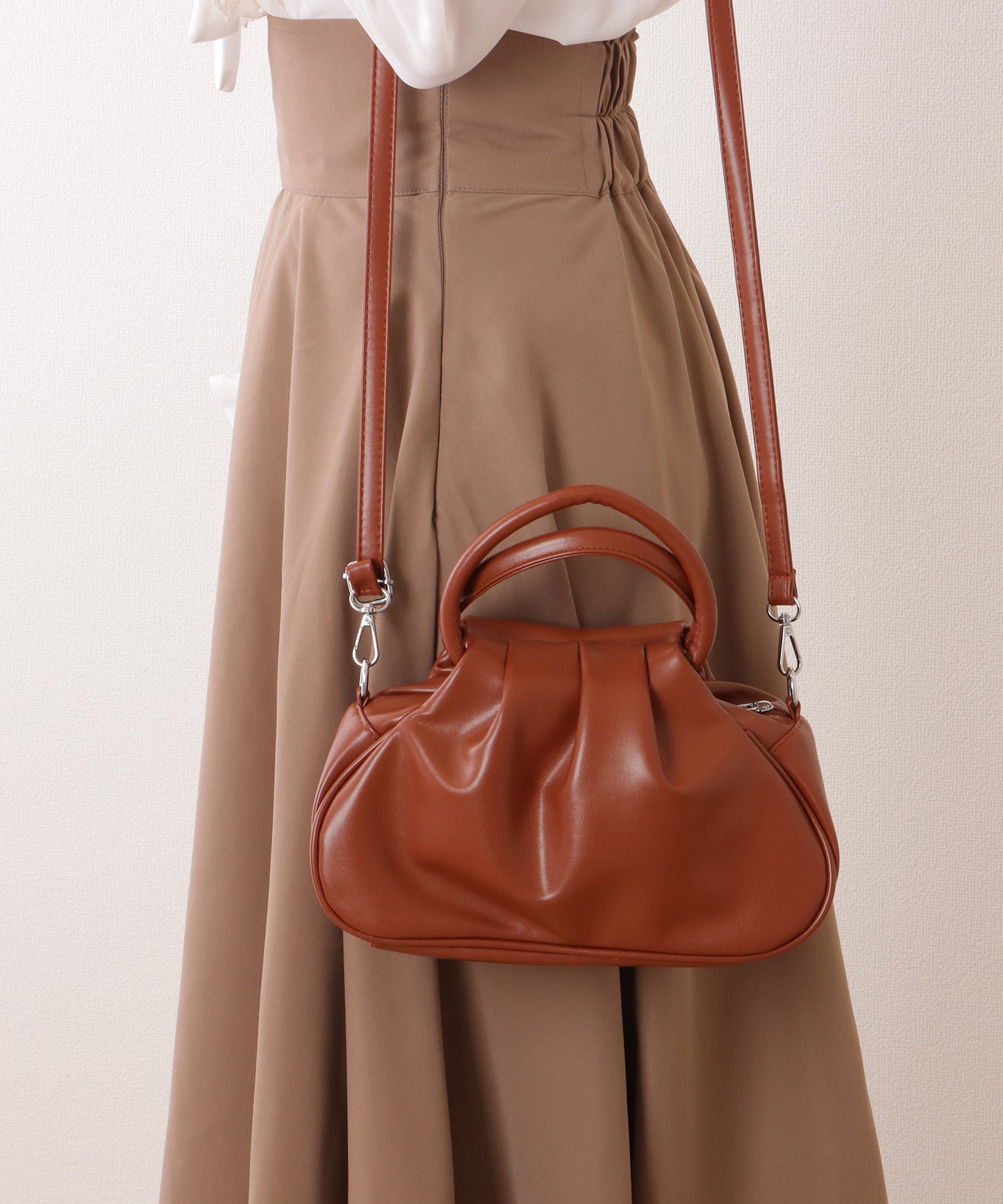 リング ハンドル タック ショルダー バッグ