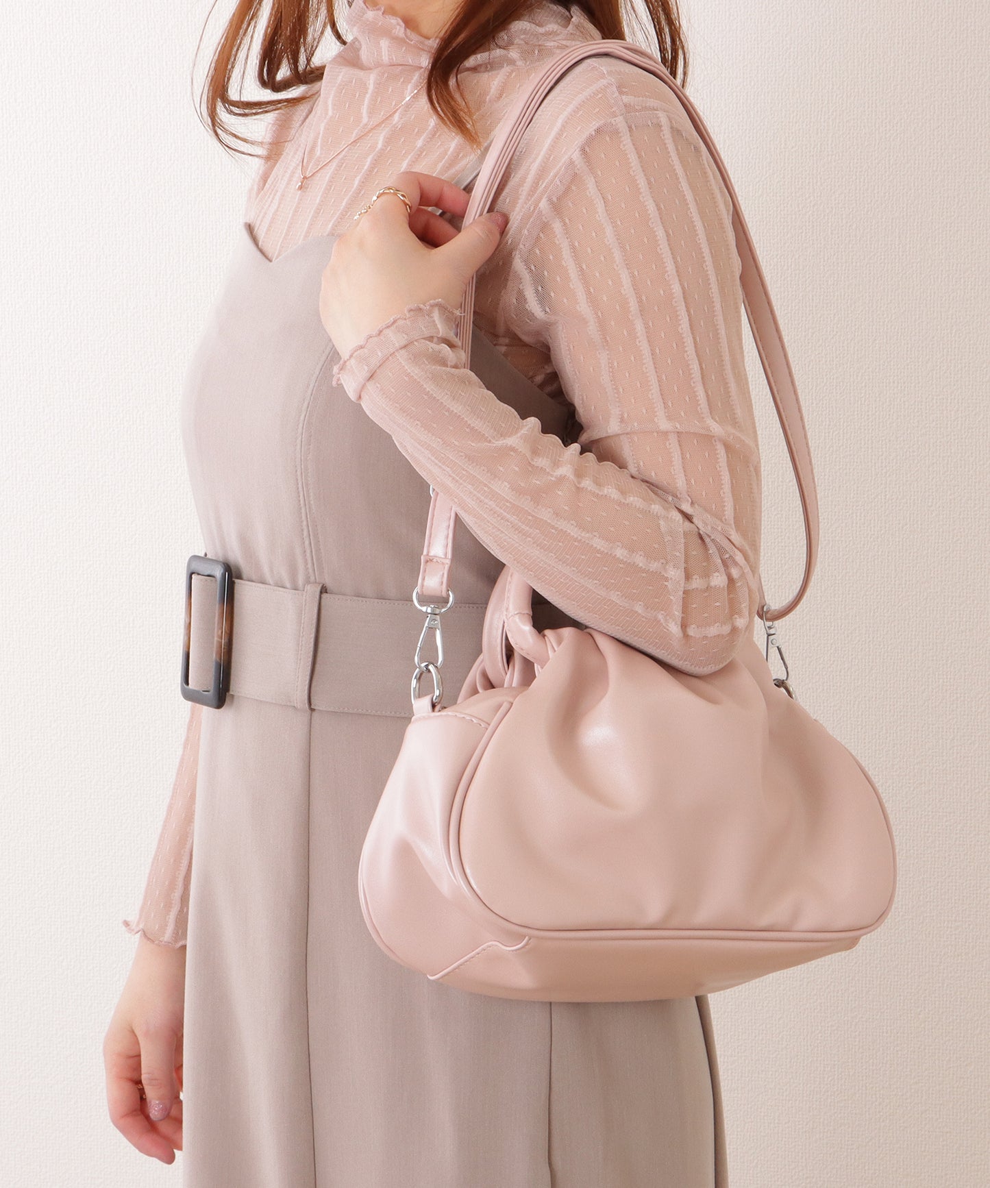 リング ハンドル タック ショルダー バッグ