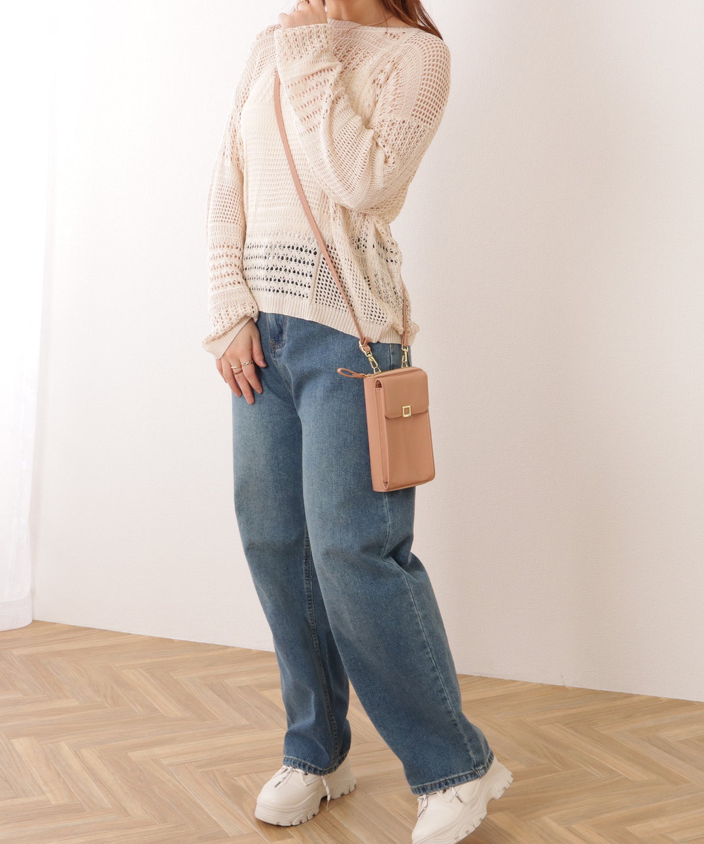 コンパクト スクエア ショルダー ウォレット