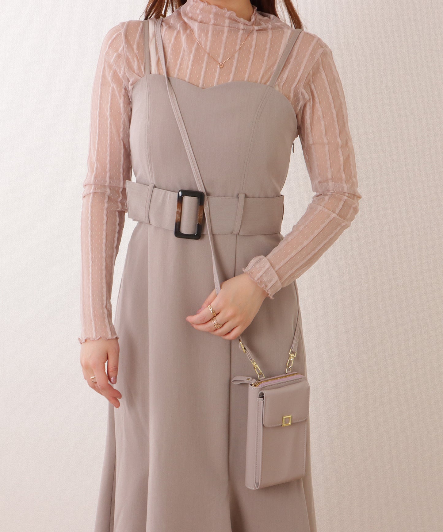 コンパクト スクエア ショルダー ウォレット