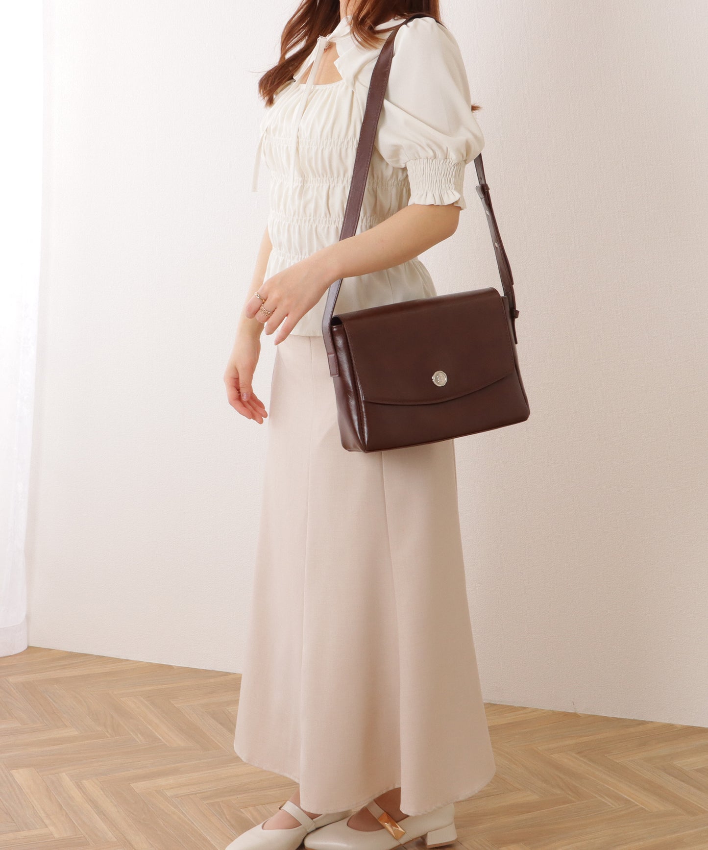 スクエア ビッグ メッセンジャーバッグ