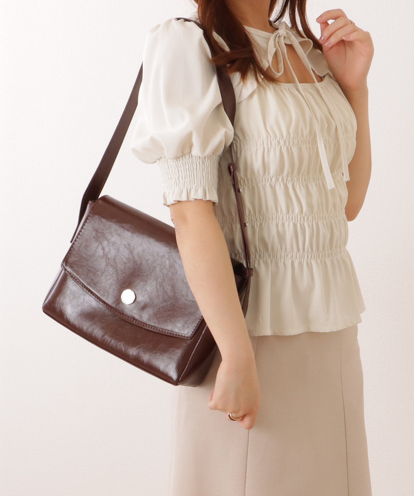 スクエア ビッグ メッセンジャーバッグ