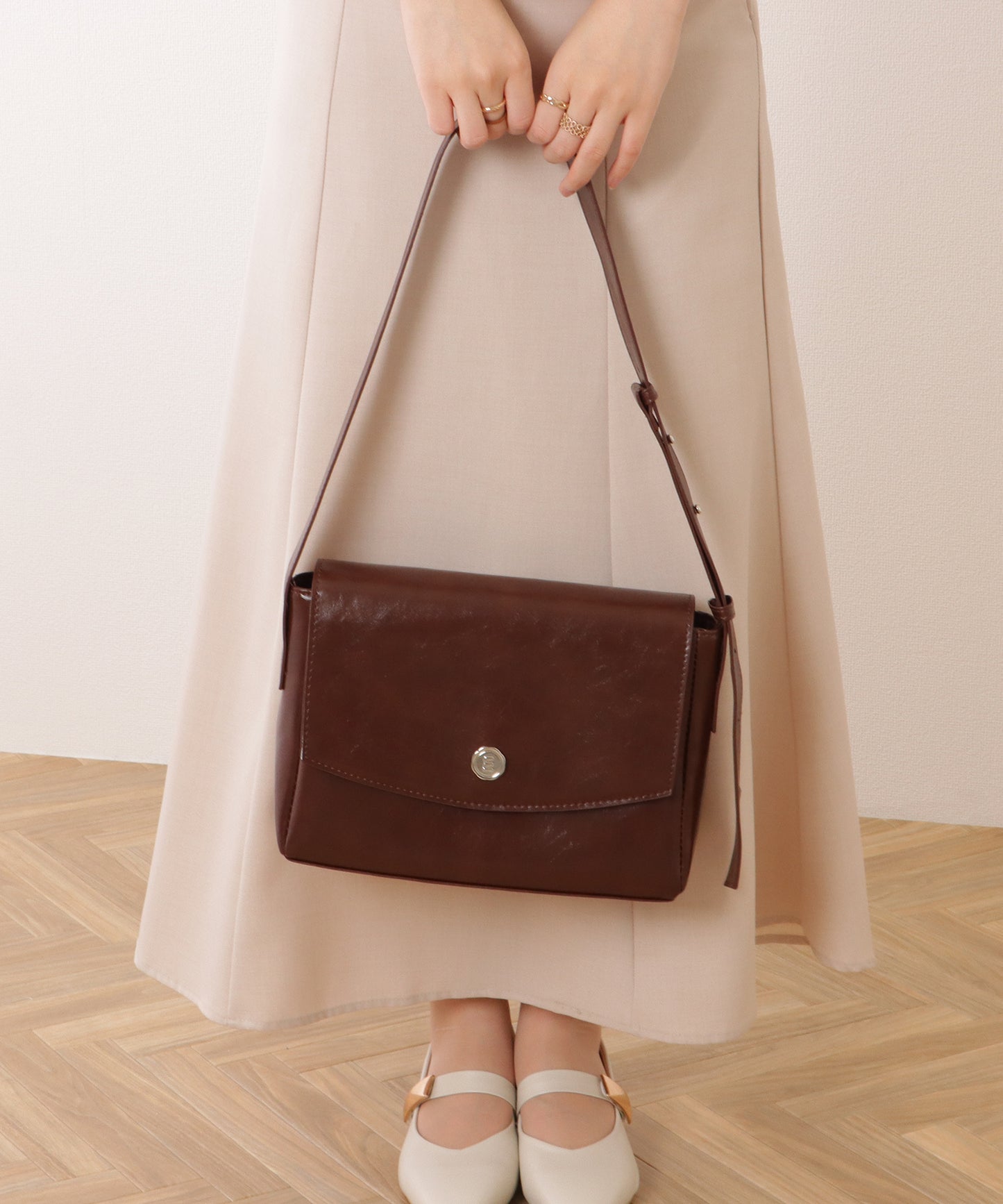 スクエア ビッグ メッセンジャーバッグ