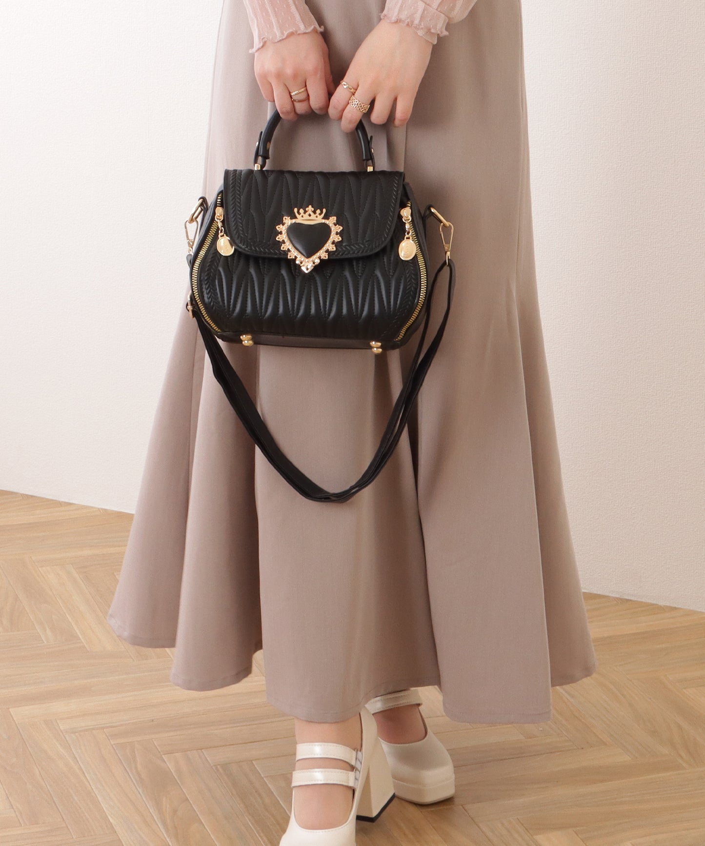 ハートバックル付き キルティング 2WAY ショルダー バッグ