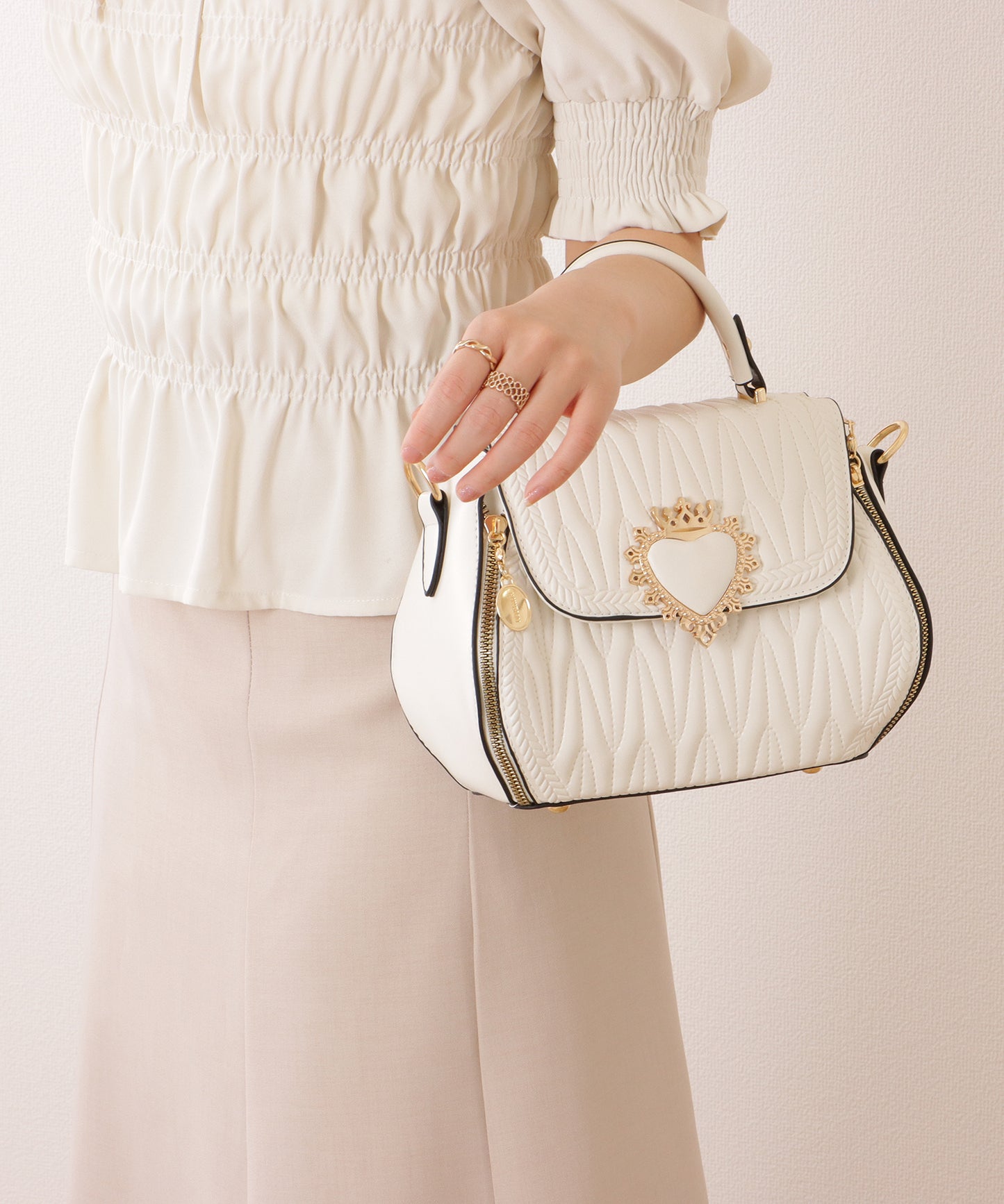 ハートバックル付き キルティング 2WAY ショルダー バッグ