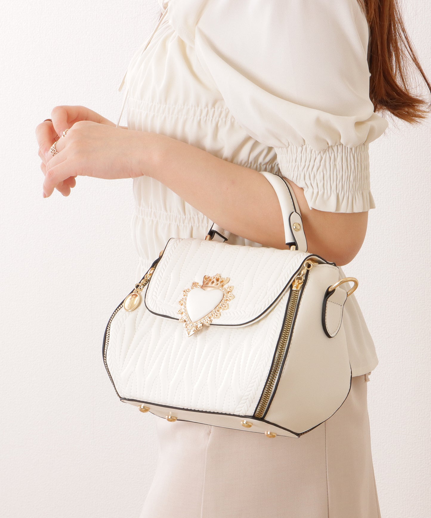 ハートバックル付き キルティング 2WAY ショルダー バッグ