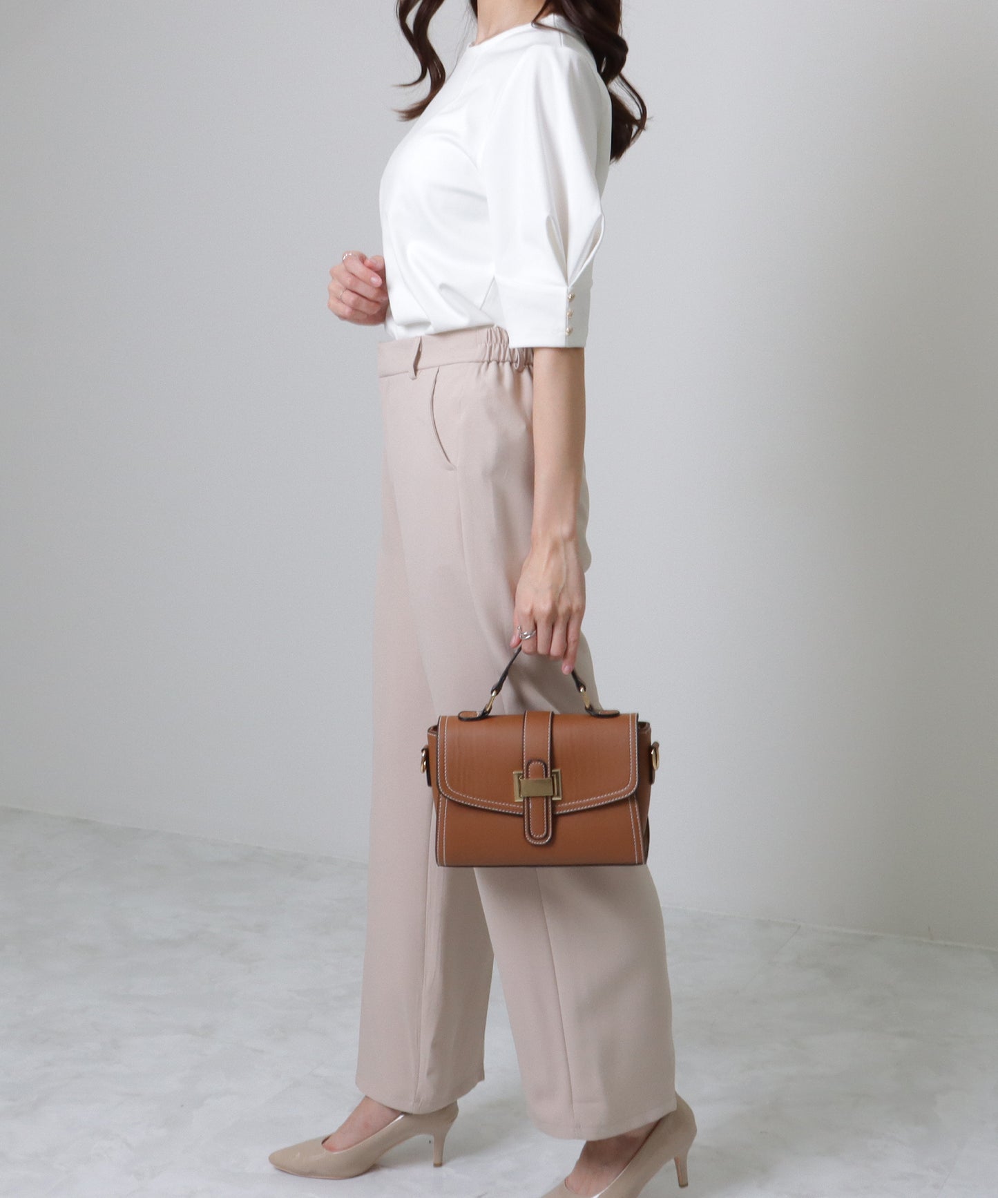 レザー調 コンパクト ステッチ ショルダー バッグ