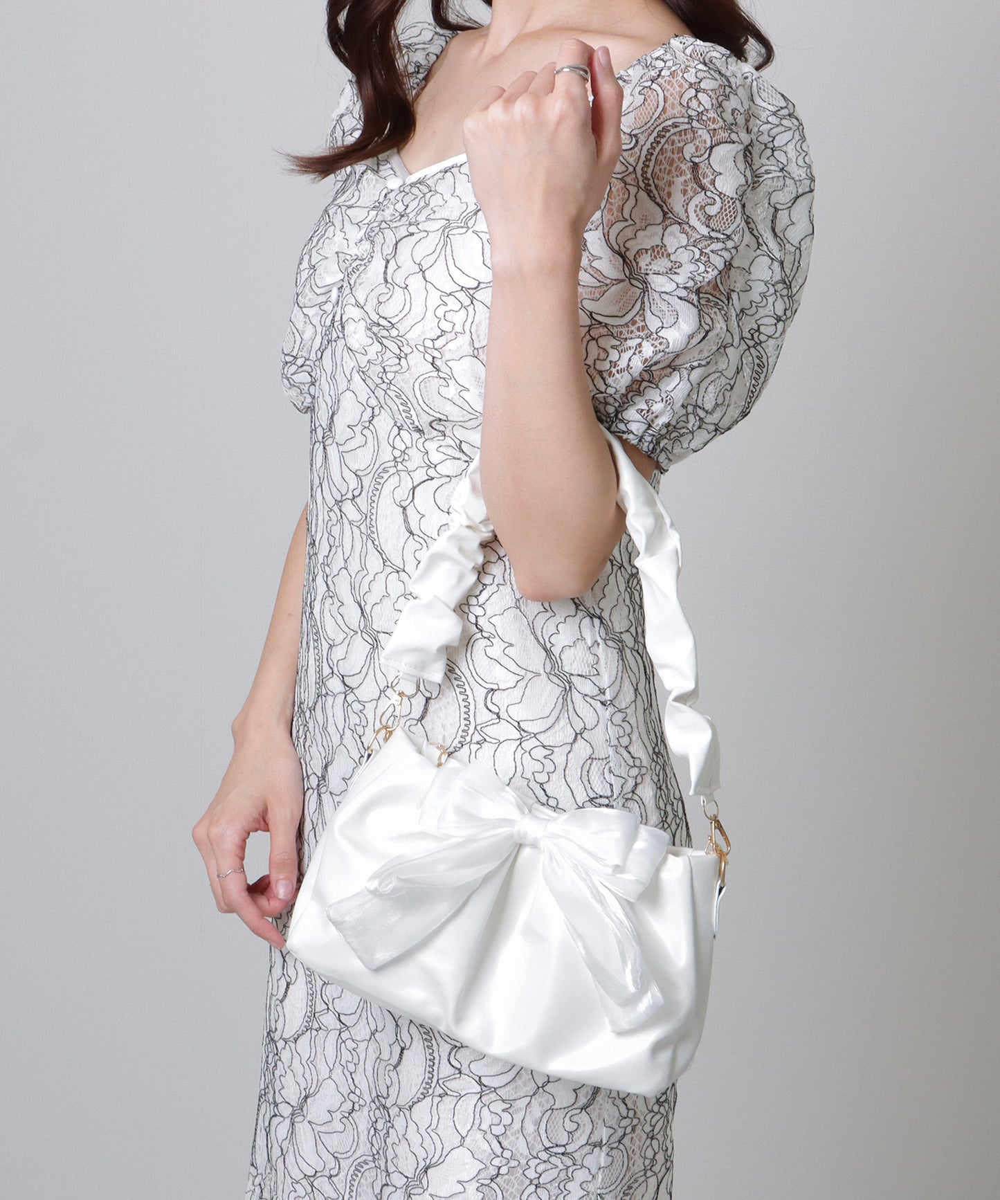 チェーン付き 2WAY ビッグリボン ギャザー ショルダーバッグ