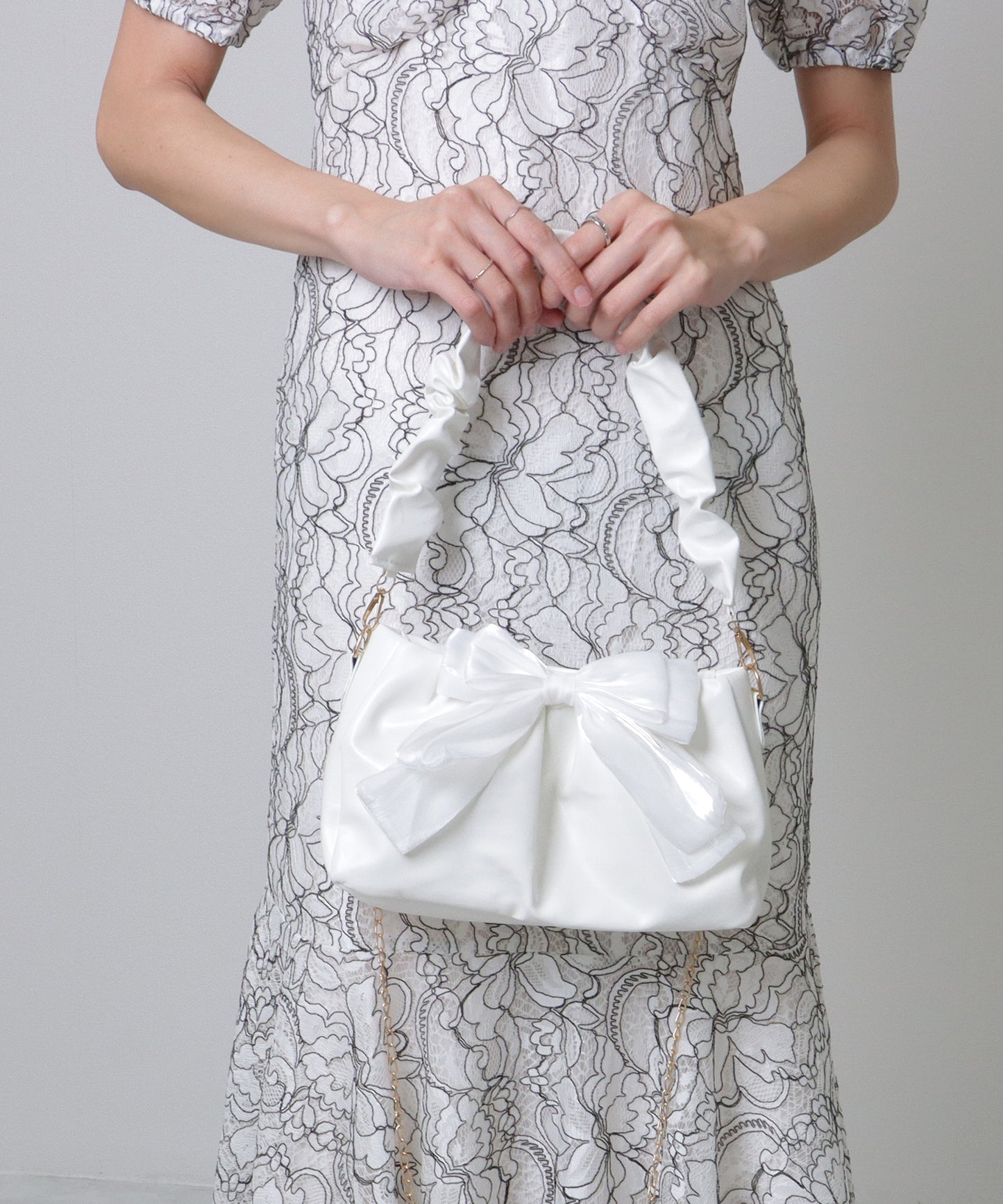 チェーン付き 2WAY ビッグリボン ギャザー ショルダーバッグ