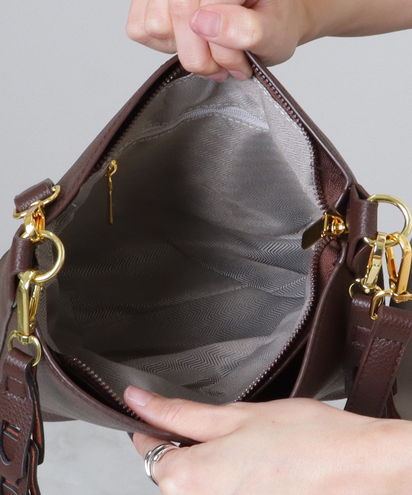 ポーチ付き 2WAY ストラップ レザー調 スクエア バッグ