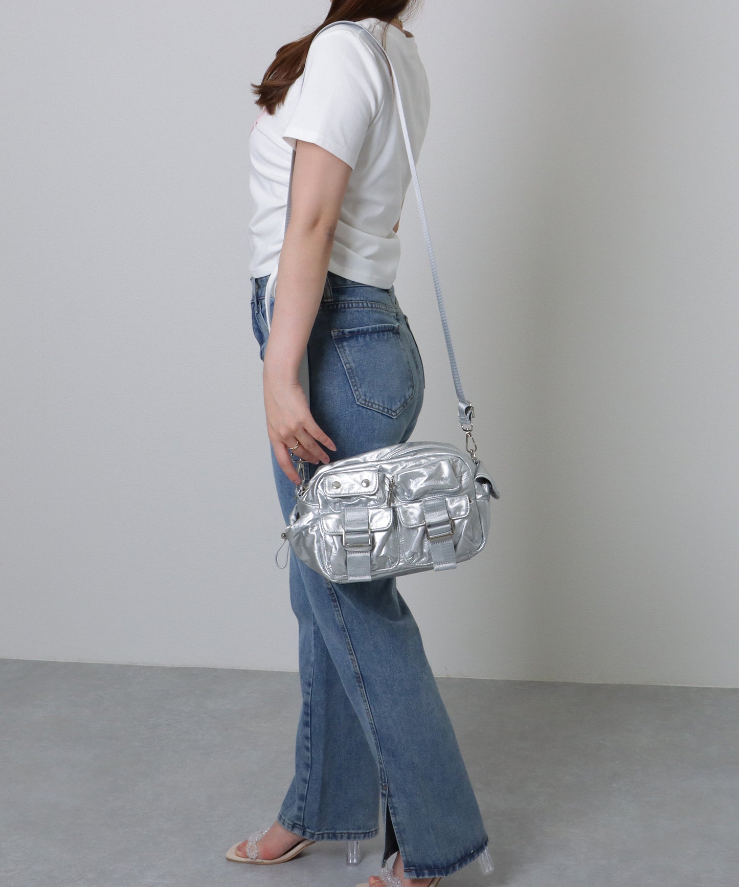 多ポケット スクエア コンパクト ショルダーバッグ