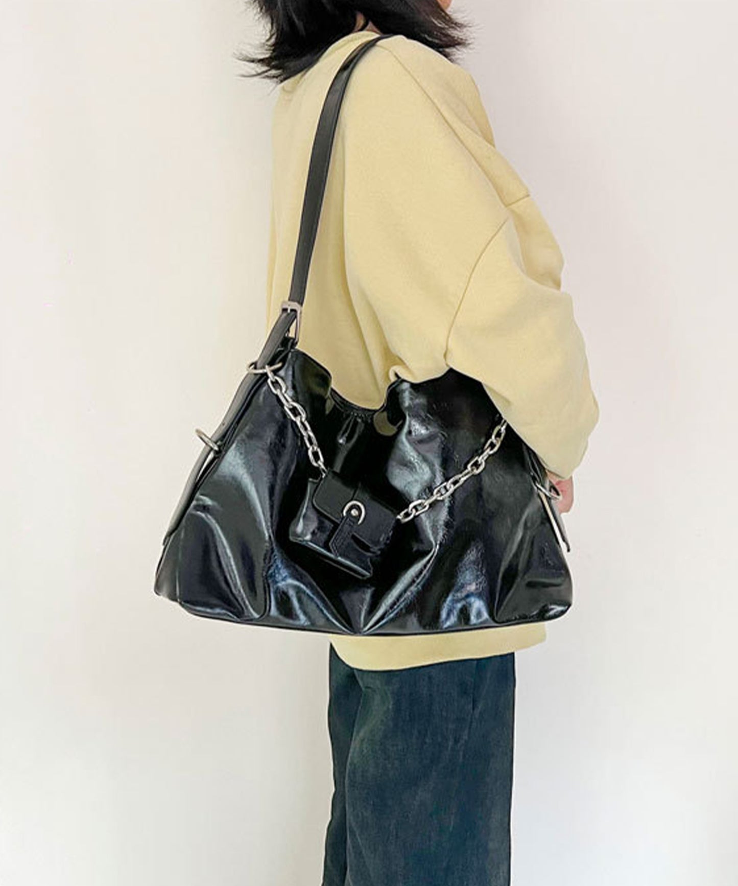 ミニポーチ付き スクエア チェーン ショルダーバッグ