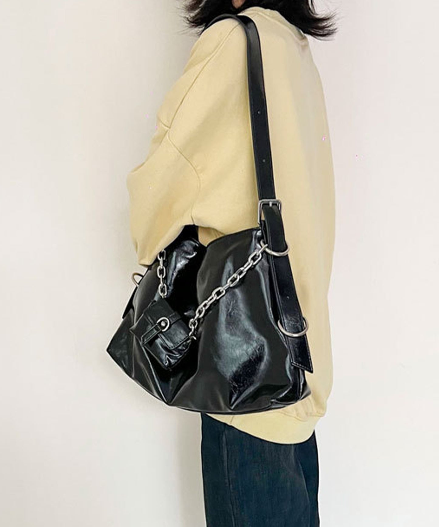 ミニポーチ付き スクエア チェーン ショルダーバッグ