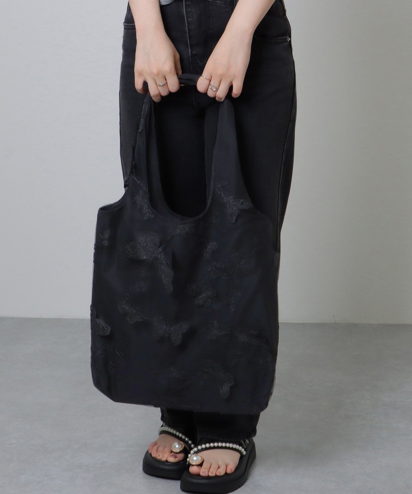 シアー レイヤード 刺繍モチーフ付き ソフト ショルダーバッグ