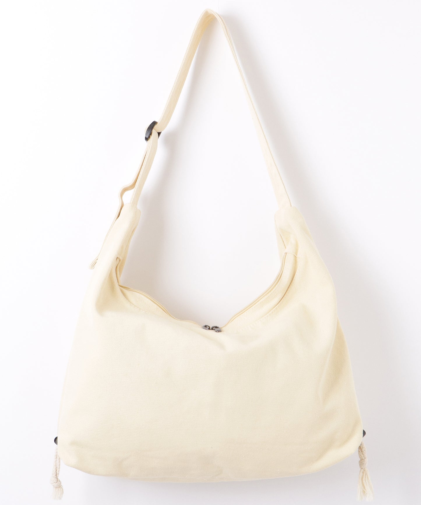 ドローコード付き ソリッドカラー ソフト ショルダー ファスナー バッグ