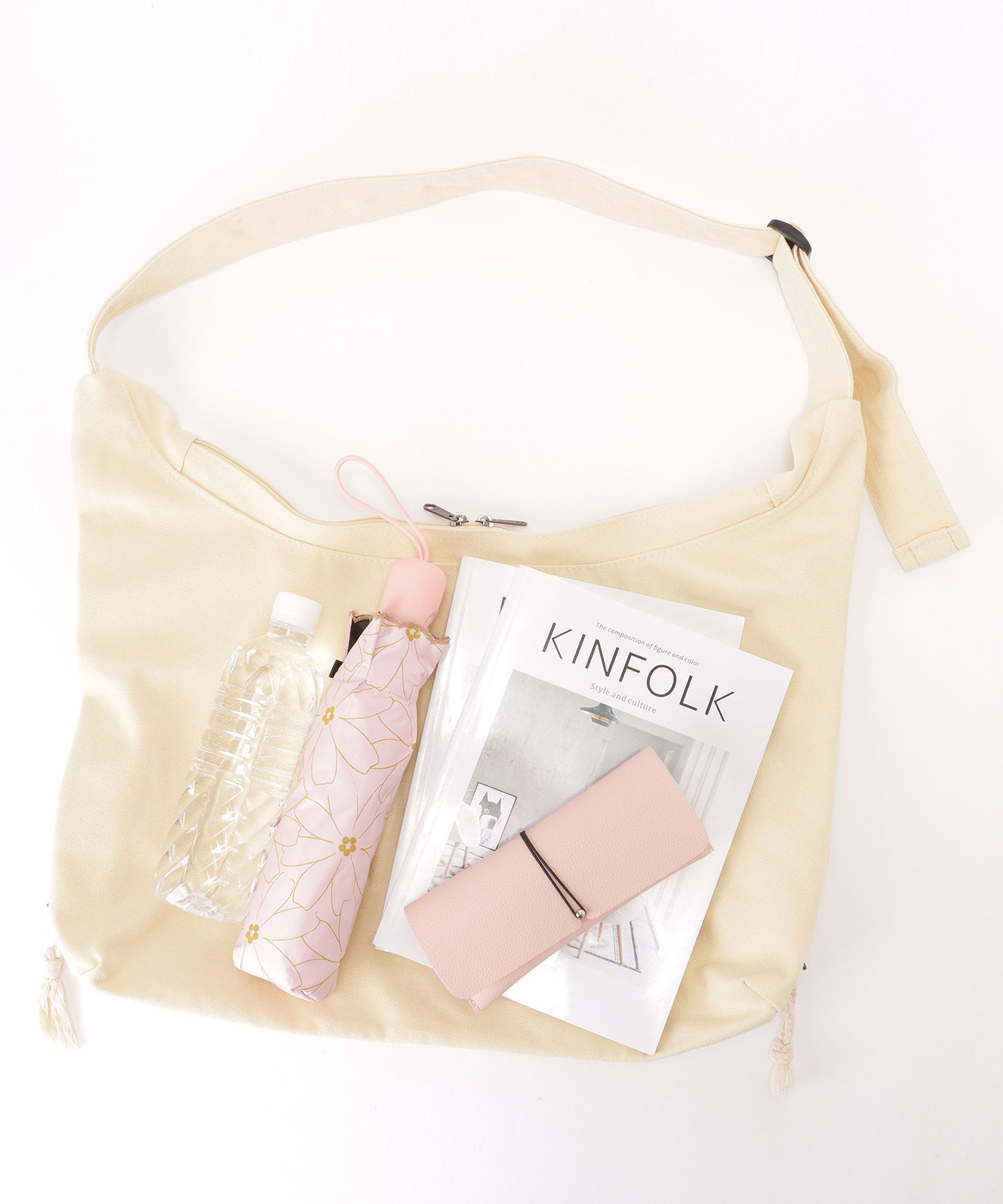 ドローコード付き ソリッドカラー ソフト ショルダー ファスナー バッグ