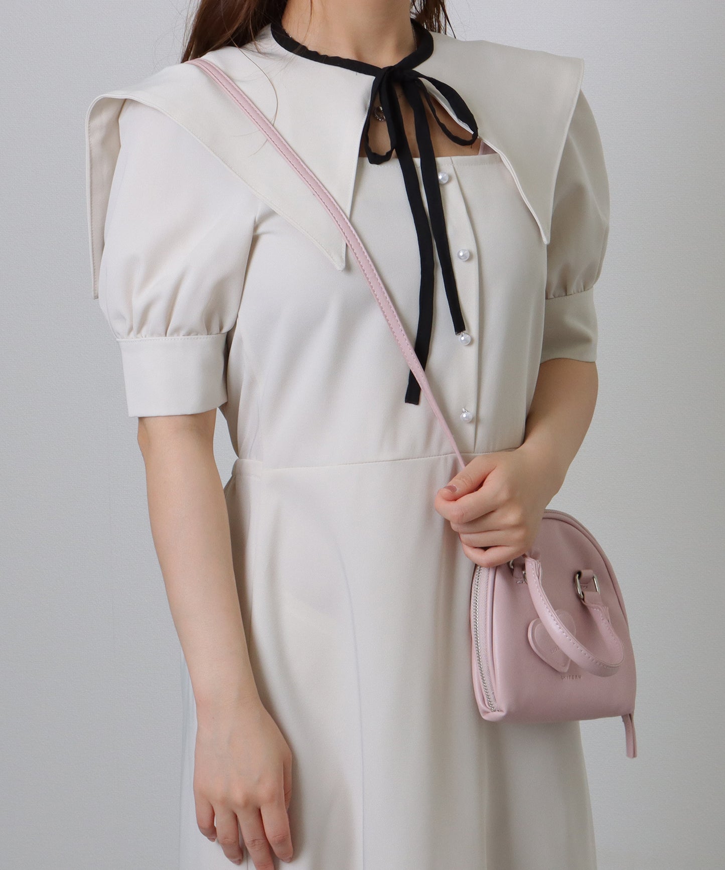 ハートチャーム付き 2WAY ミニ ラウンド ショルダーバッグ