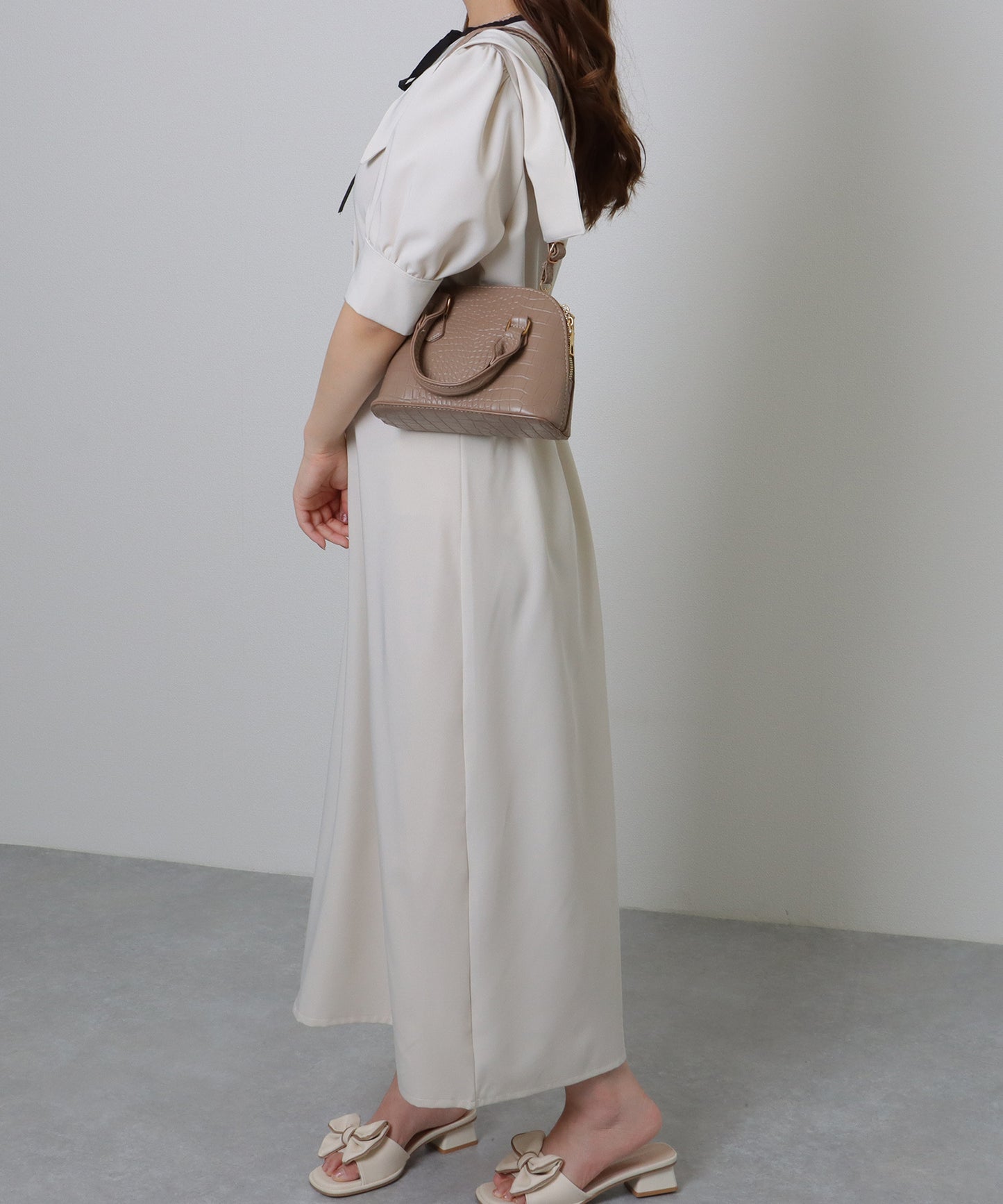 クロコ 型押し コンパクト レザー調 ショルダーバッグ