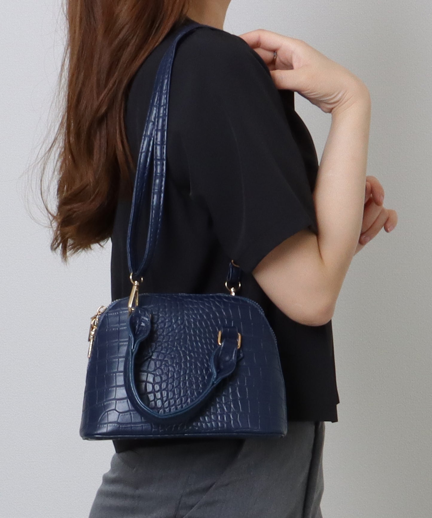 クロコ 型押し コンパクト レザー調 ショルダーバッグ