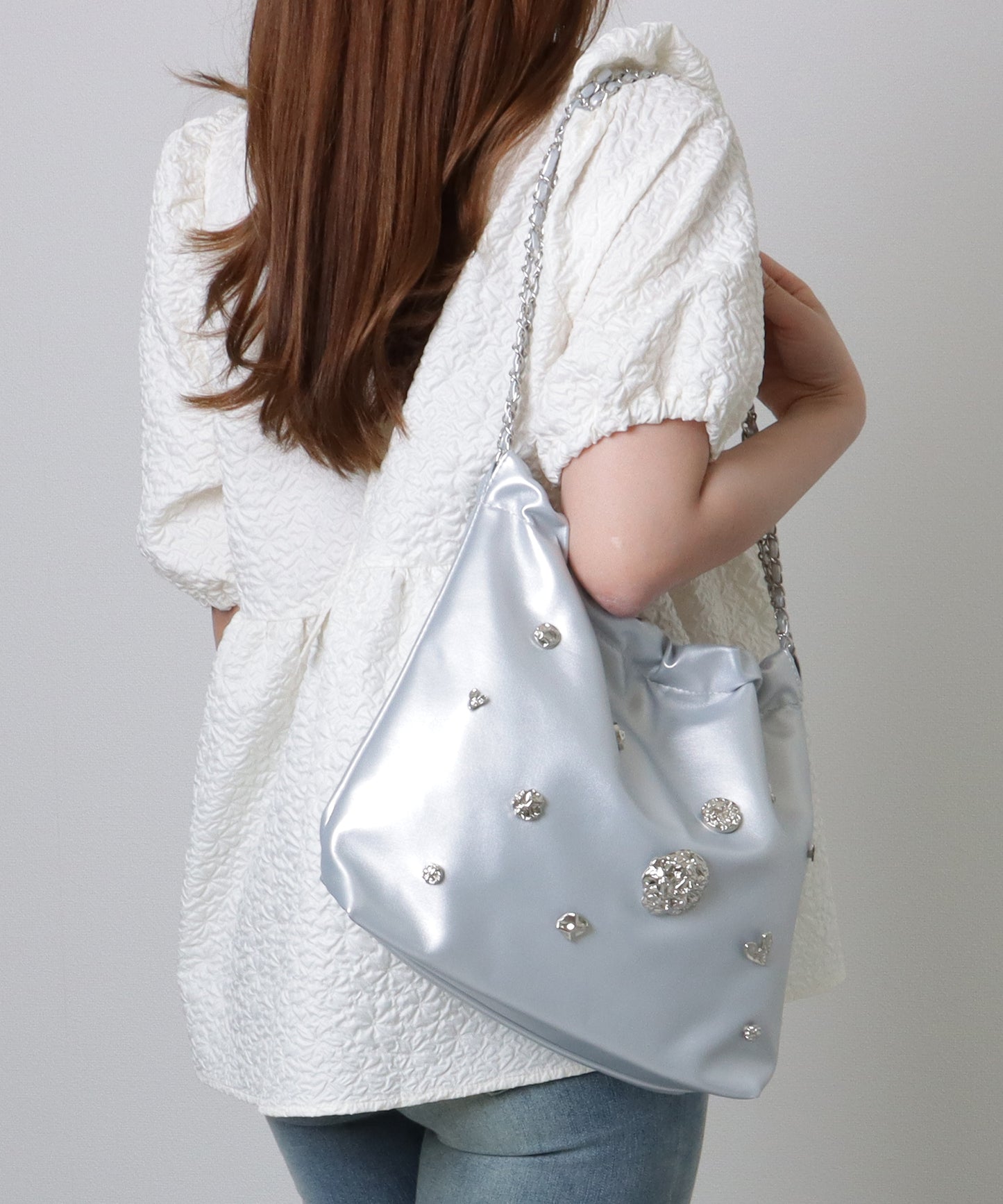 メタリック モチーフ付き 巾着 チェーン ショルダーバッグ