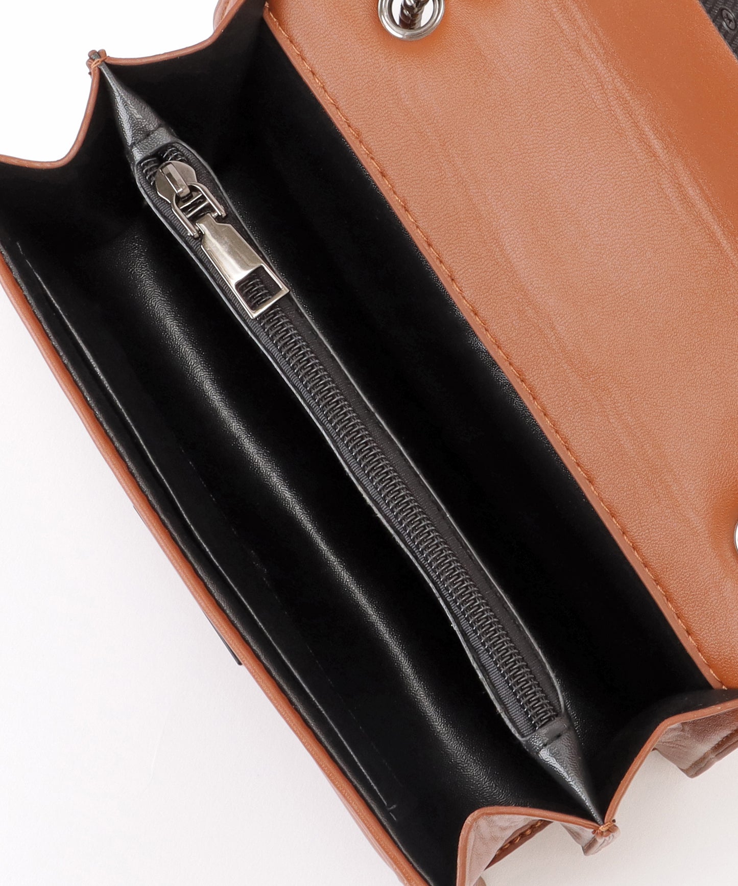 スタッズ スクエア チェーン ショルダーバッグ