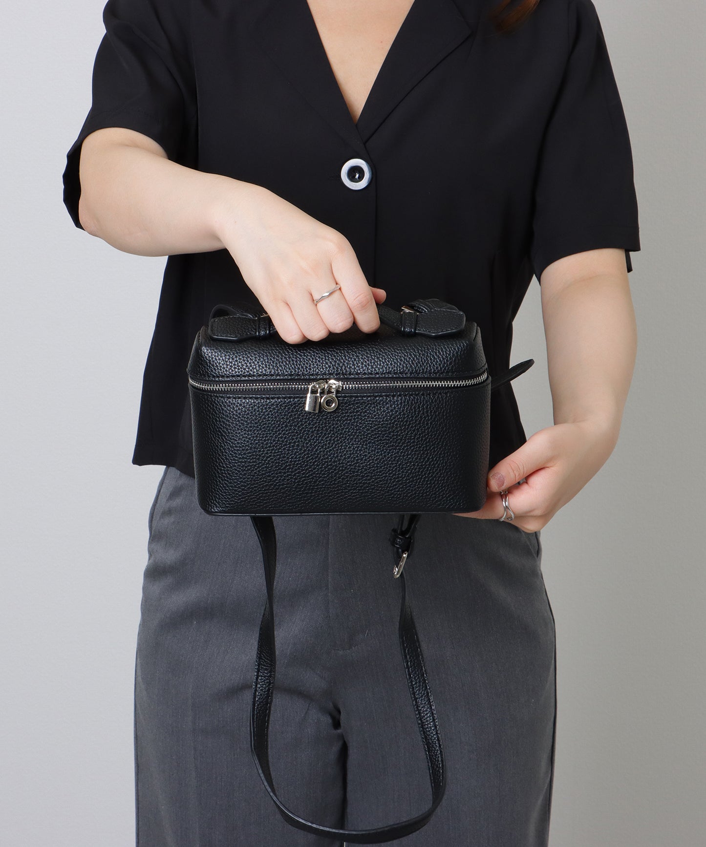 スクエア 2WAY コンパクト ショルダーバッグ