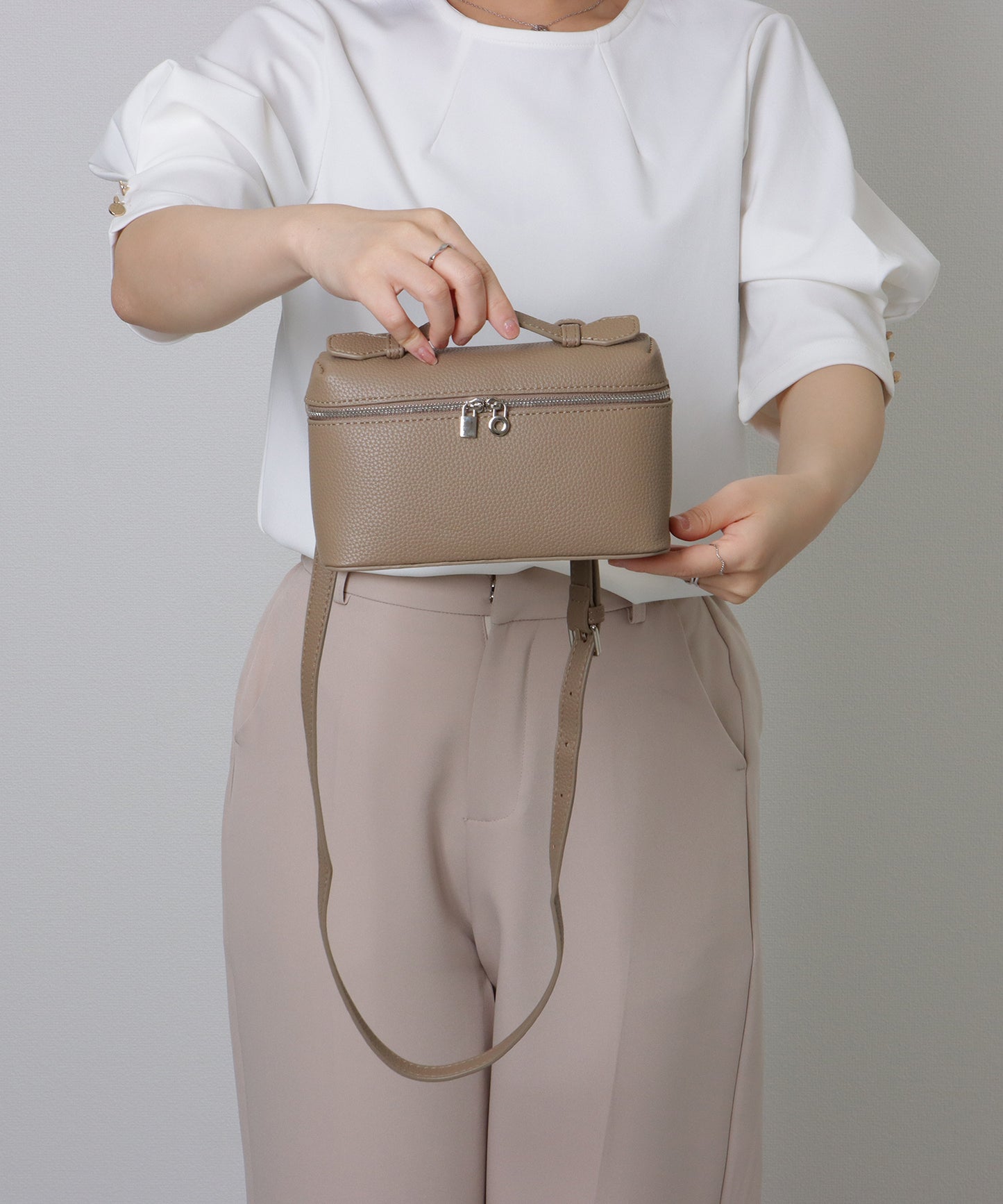 スクエア 2WAY コンパクト ショルダーバッグ