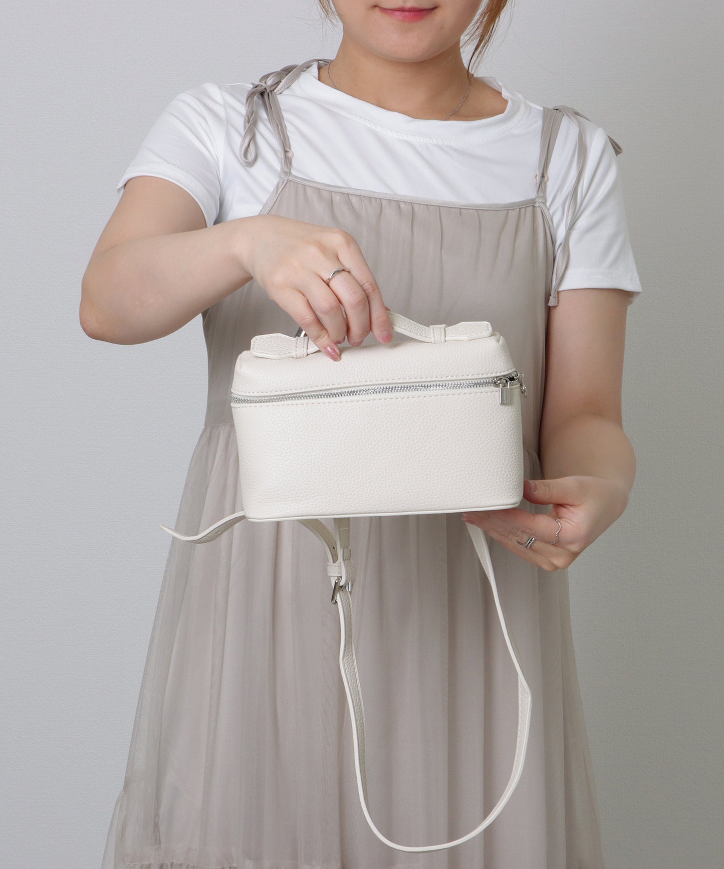 スクエア 2WAY コンパクト ショルダーバッグ