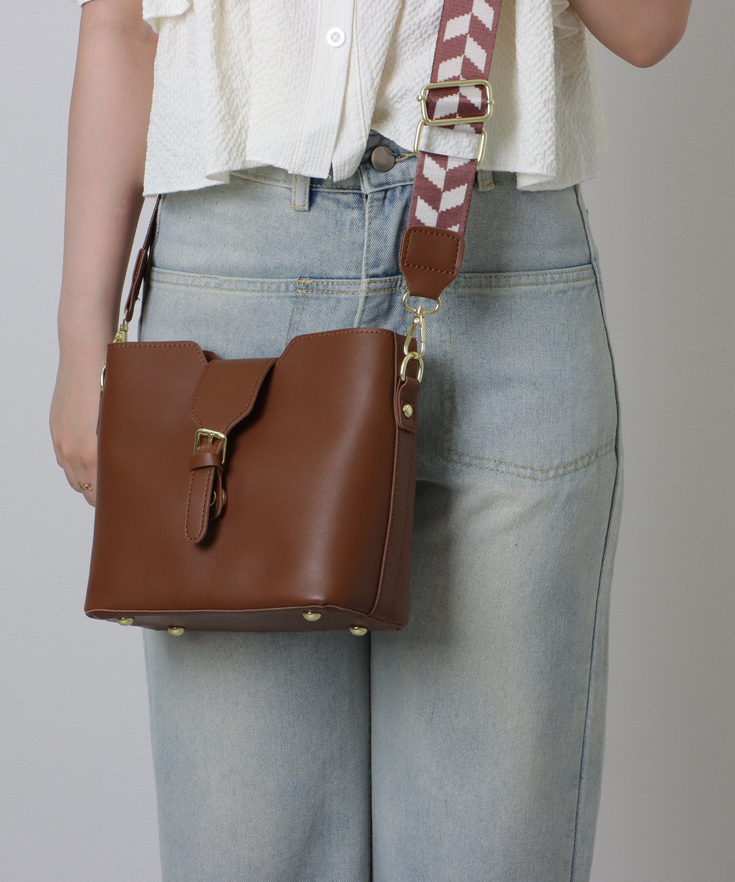 ヘリンボーン ベルト付き スクエア ショルダーバッグ