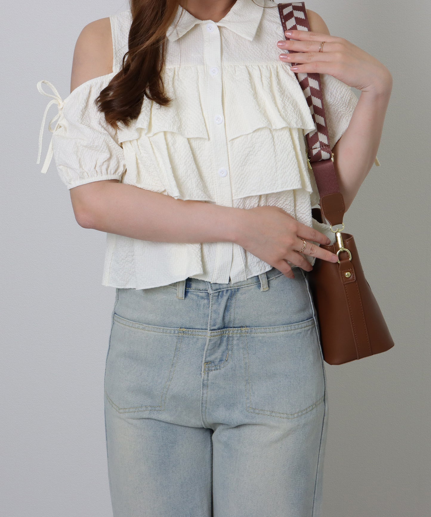 ヘリンボーン ベルト付き スクエア ショルダーバッグ