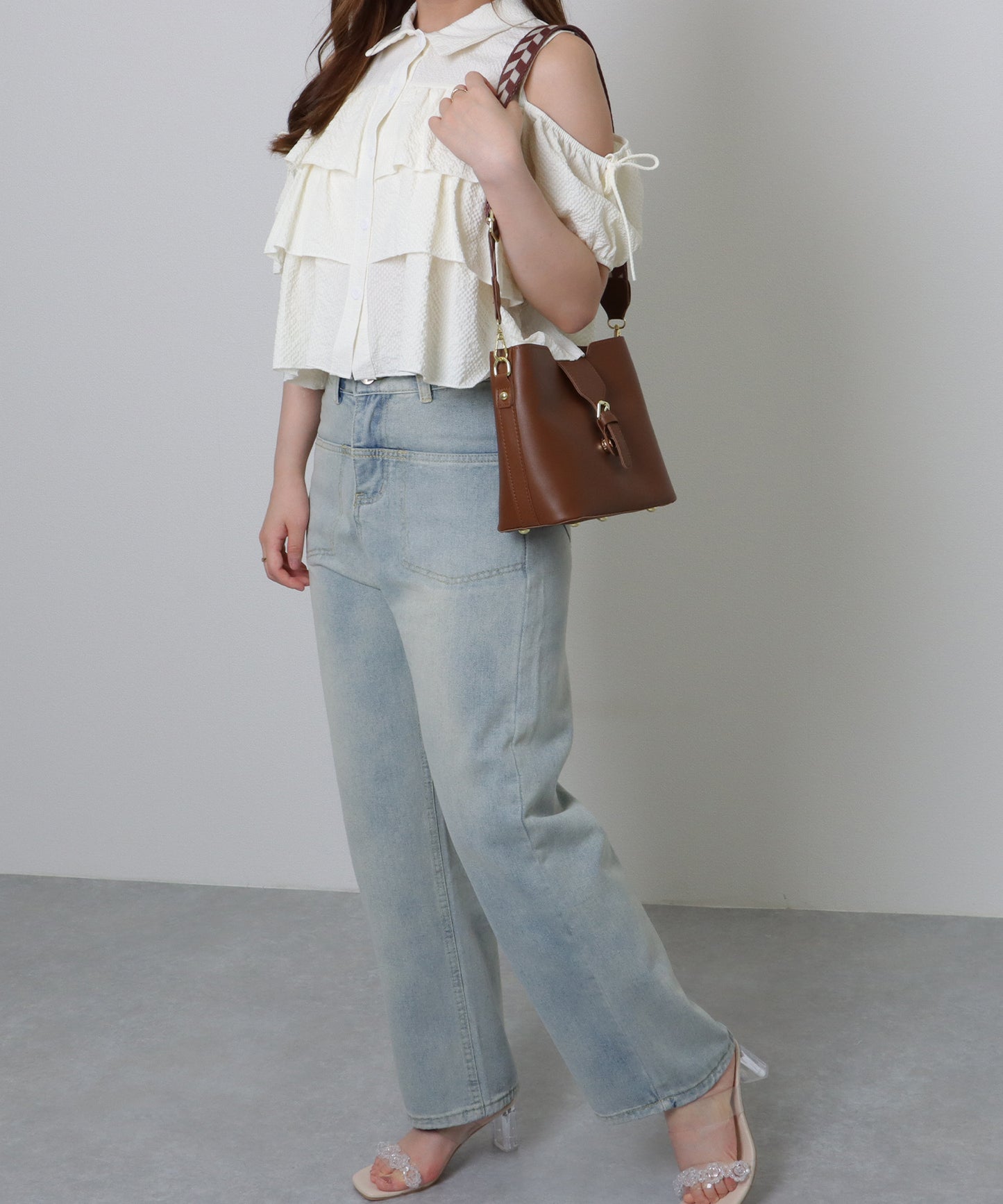 ヘリンボーン ベルト付き スクエア ショルダーバッグ