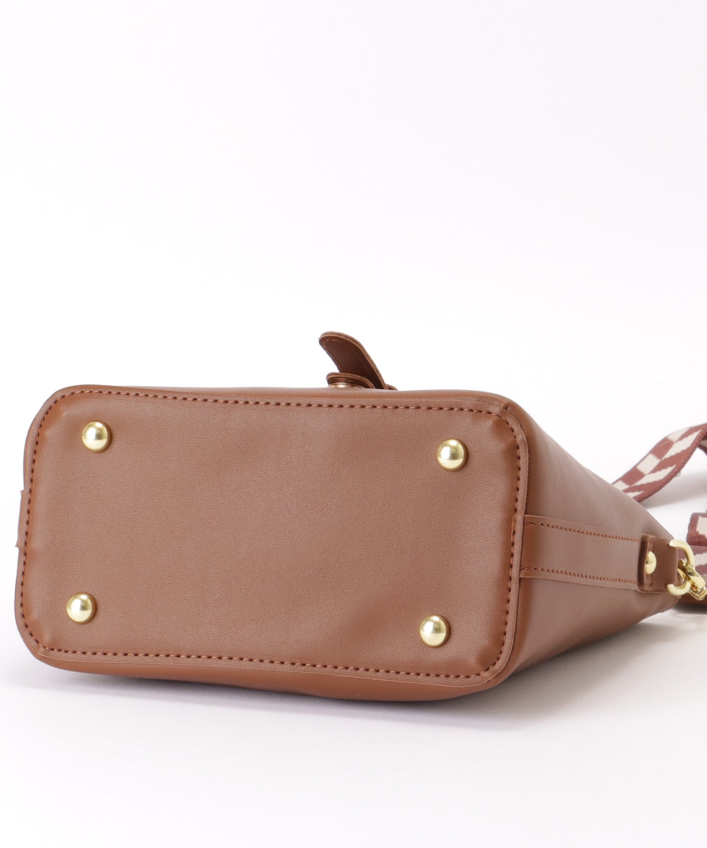 ヘリンボーン ベルト付き スクエア ショルダーバッグ