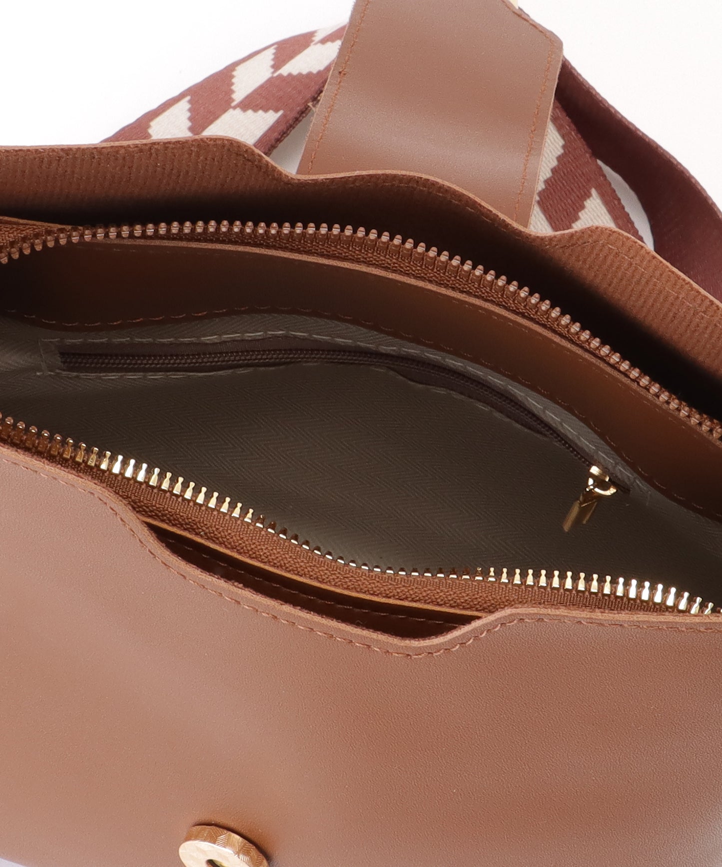 ヘリンボーン ベルト付き スクエア ショルダーバッグ