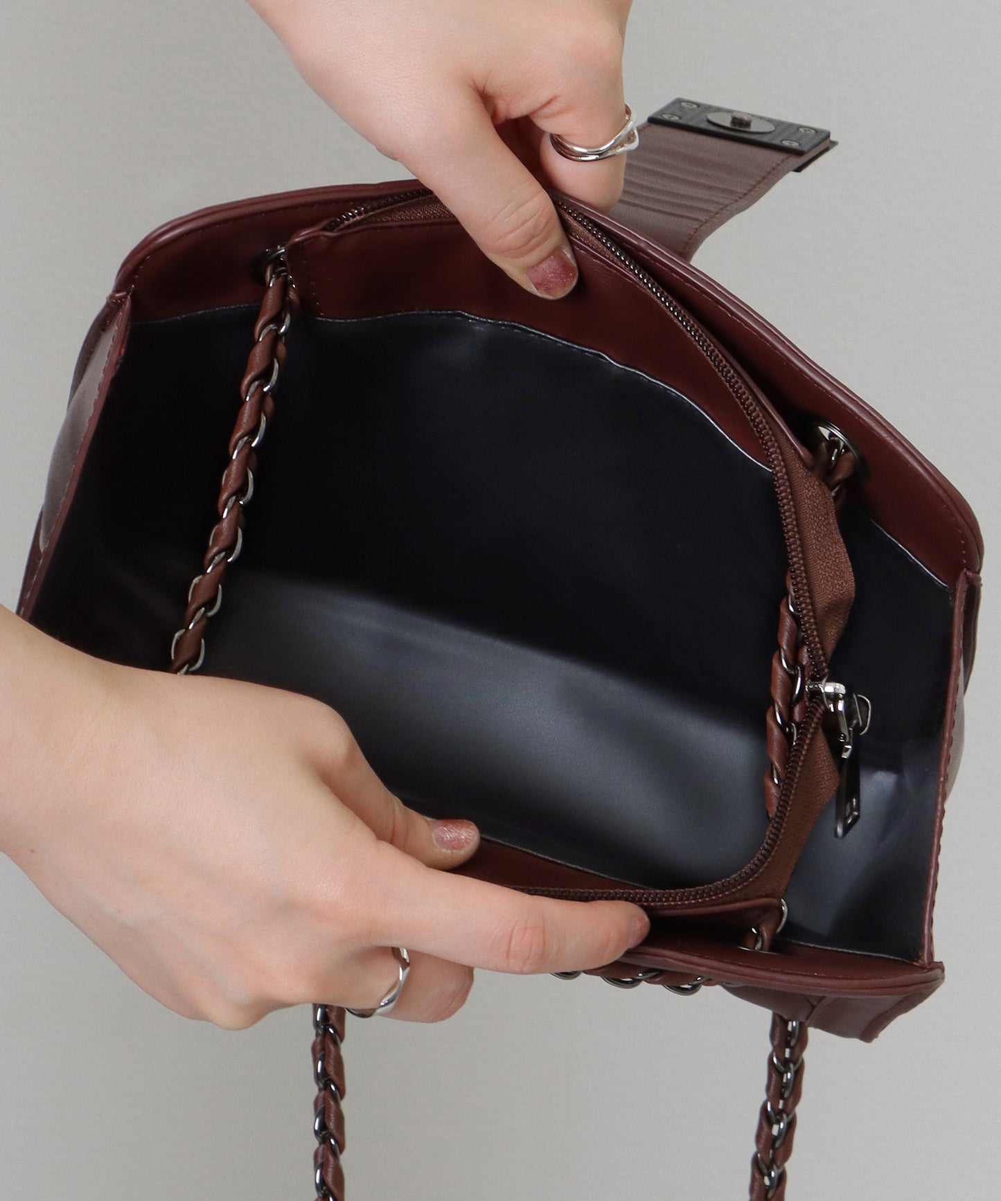 キルティング スクエア 2WAY チェーン ショルダーバッグ