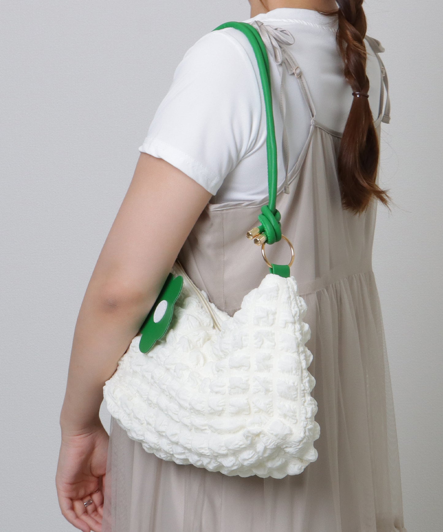 フラワー チャーム付き バイカラー ぽこぽこ 2WAY ショルダーバッグ